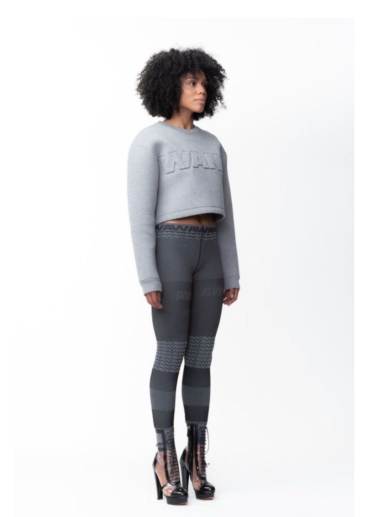 Alexander Wang × H&M Alexander wang x H&M S Wmns crop scuba sweatshirt jumper 00s Size S / US 4 / IT 40 - 3 Thumbnail