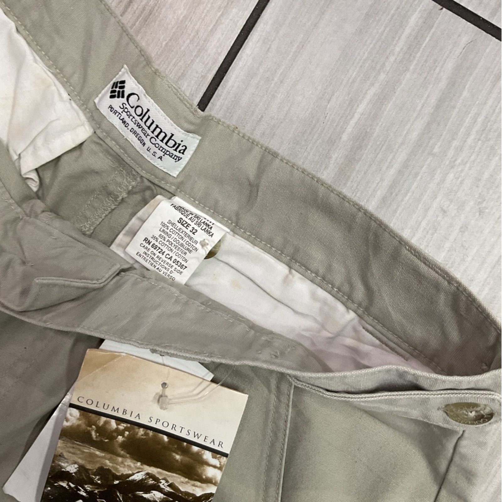 Columbia Columbia Khaki Shorts Size US 32 / EU 48 - 3 Thumbnail