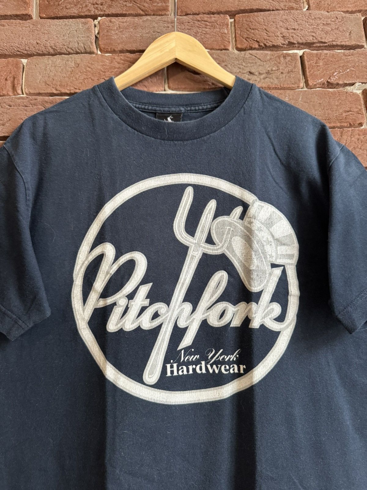 Band Tees VERY RARE PITCHFORK TOUR NY Hardcore Tee RETRO 00s Size US M / EU 48-50 / 2 - 2 Thumbnail