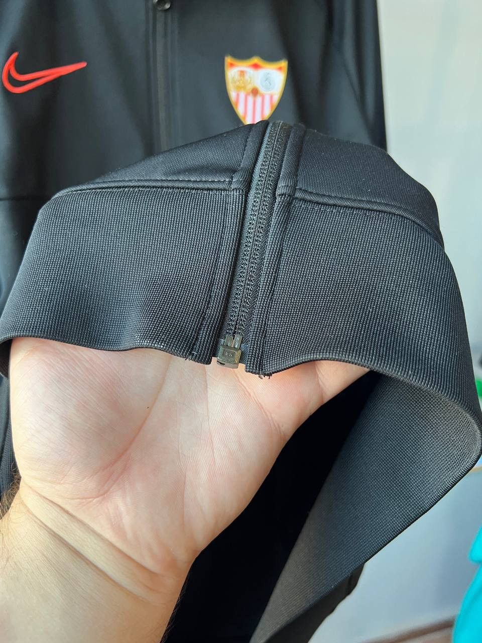 Nike 2019/20 SEVILLA FC TRAINING TRACK FOOTBALL SOCCER JACKET L Size US L / EU 52-54 / 3 - 7 Thumbnail