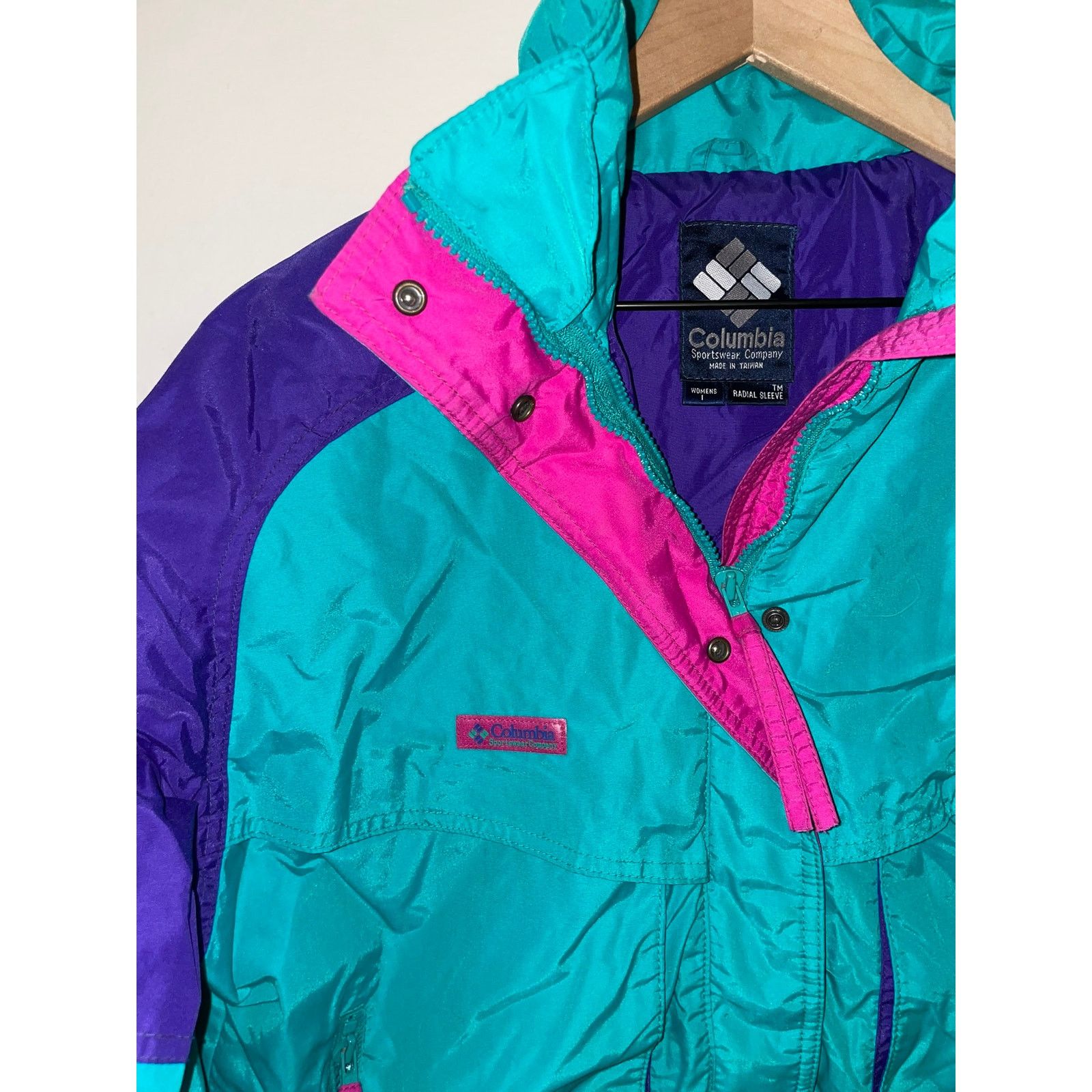 Columbia Womens Columbia Radial Sleeve Jacket Powder Keg Winter Coat Size M / US 6-8 / IT 42-44 - 2 Thumbnail