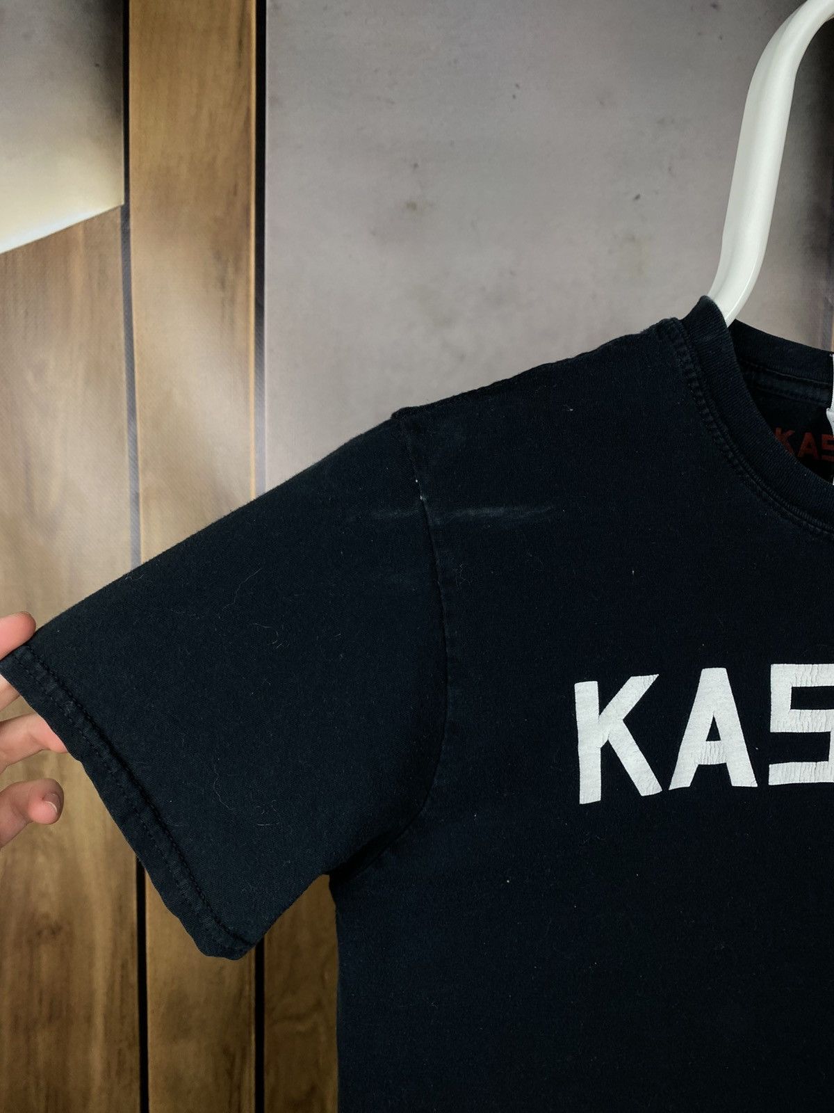 Band Tees 🎸Vintage 2015 T-Shirt Kasabian Live Concert Overprint Tee🎸 Size US M / EU 48-50 / 2 - 3 Thumbnail