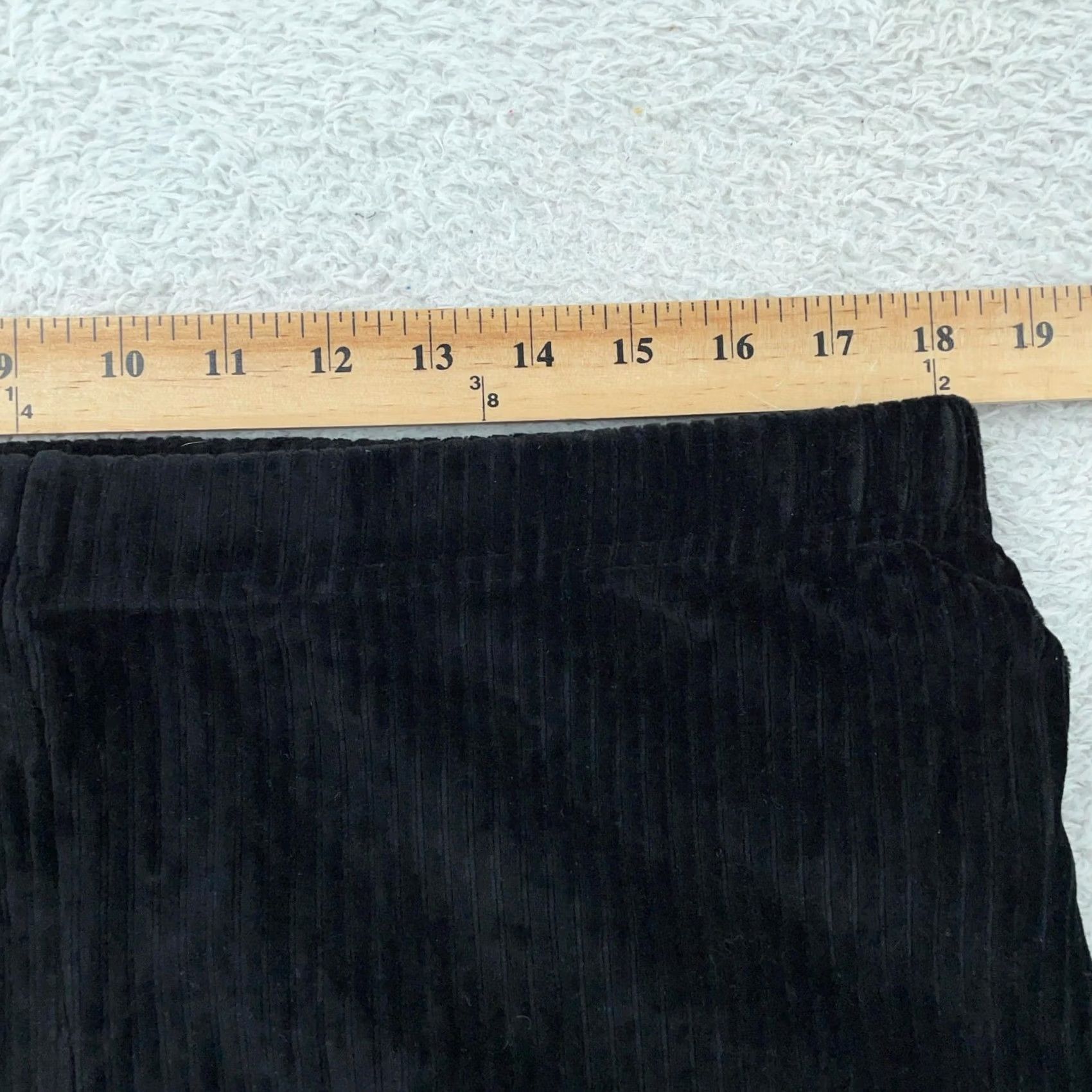Vintage LuLaRoe Black Womens XL Kylie Ribbed Flare Leg Pull On Stretch Velour Pants Size 40" / US 18 - 5 Thumbnail