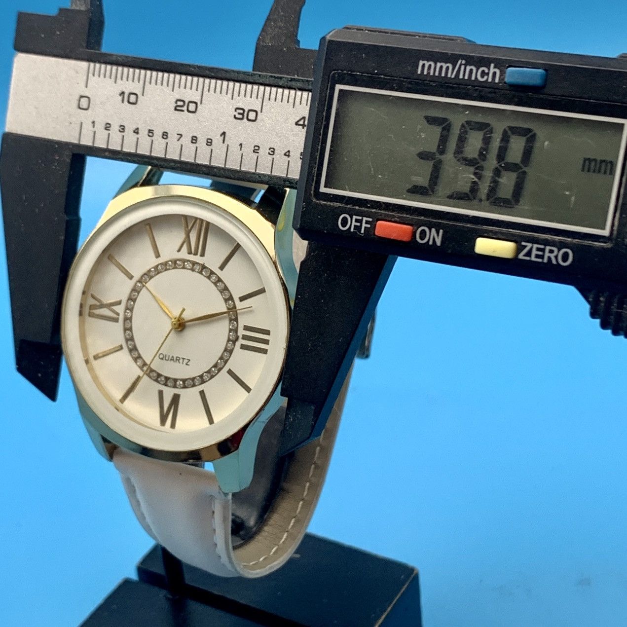 Other Women’s Fashion Quartz Wristwatch Crystals Works New Battery Size ONE SIZE - 9 Thumbnail