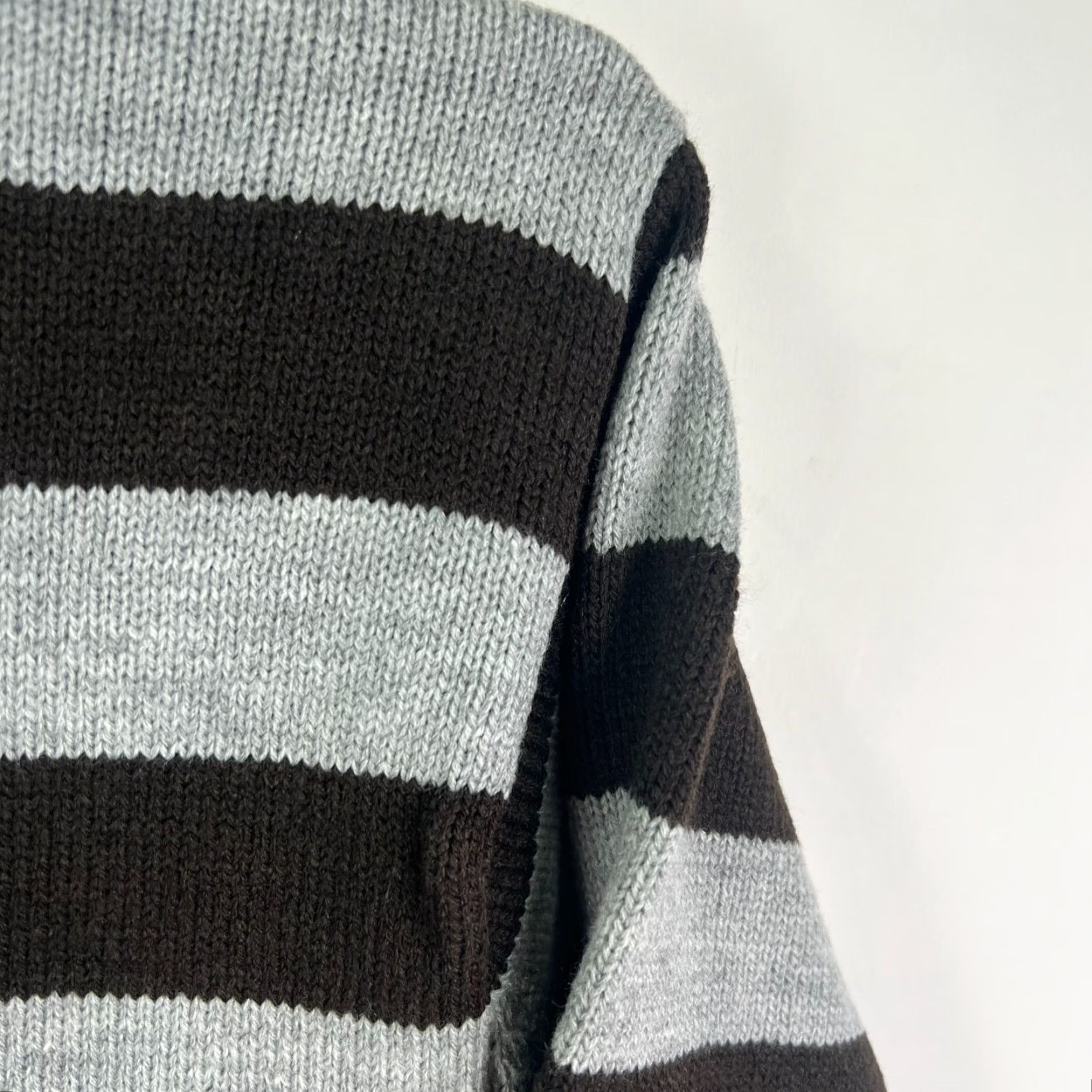 Vintage Ablanche Striped Cardigan Sweater Mens 3XL Gray V-Neck Long Sleeve with Pockets Size US XXL / EU 58 / 5 - 2 Thumbnail