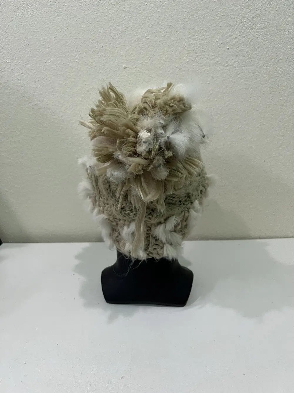 Japanese Brand Japanese Brand iori Fur Fleece Beanie Hat Size ONE SIZE - 7 Thumbnail