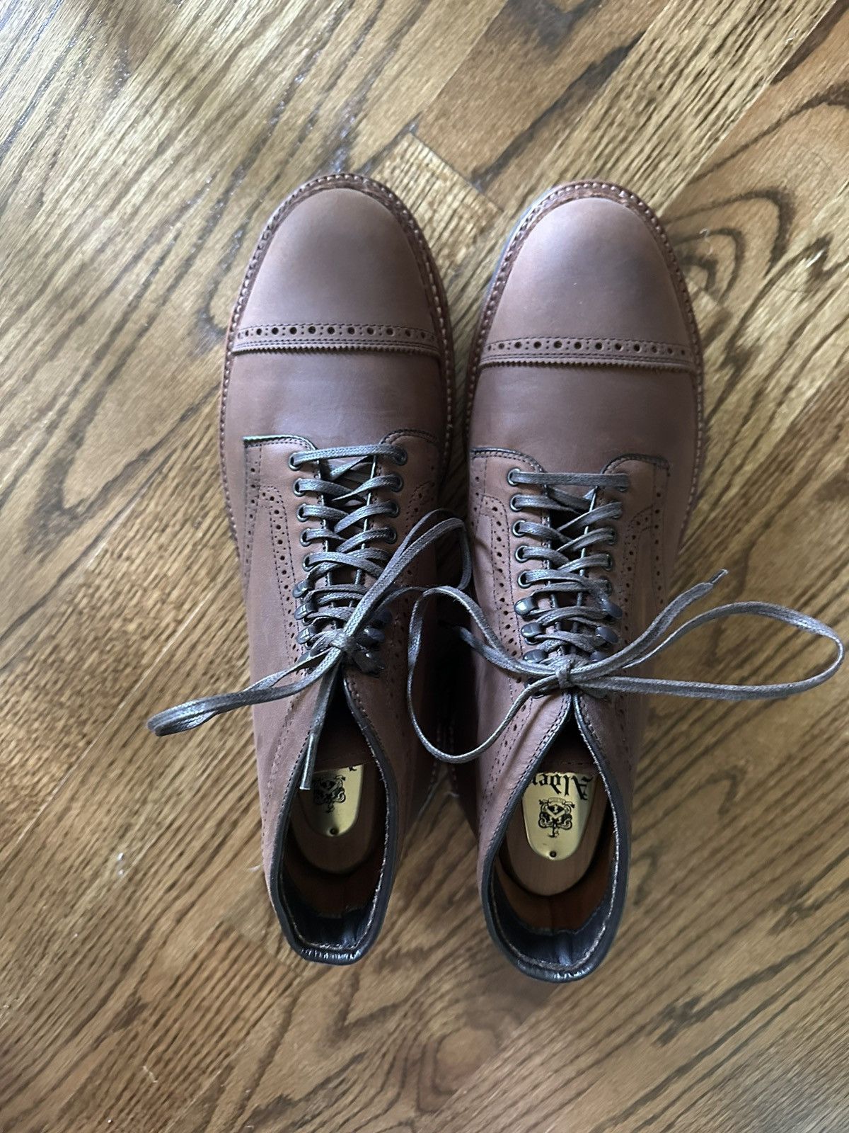 Alden Alden Tobacco Smooth Chamois Perforated Straight Tip Boot Size US 9 / EU 42 - 2 Thumbnail