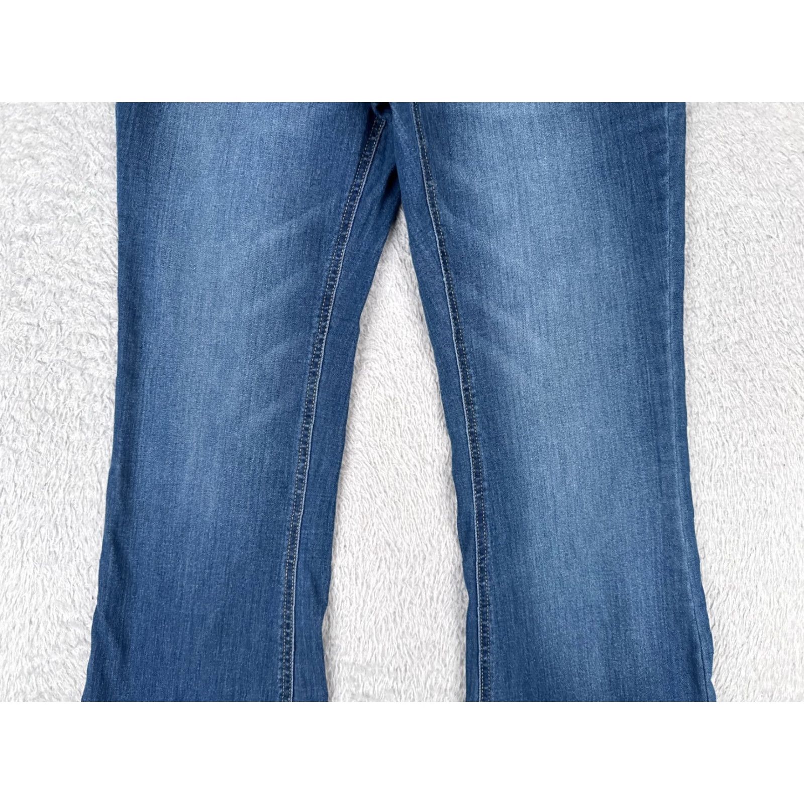 Denime Indigo Rein Jeans Juniors 9 Blue Denim Curvy Flared Button Fly Cotton 27x30 Denim Flared 5-Pocket Womens Jeans 27x30 Blue 27x30 (indigo rein) Size 30" / US 8 / IT 44 - 3 Thumbnail