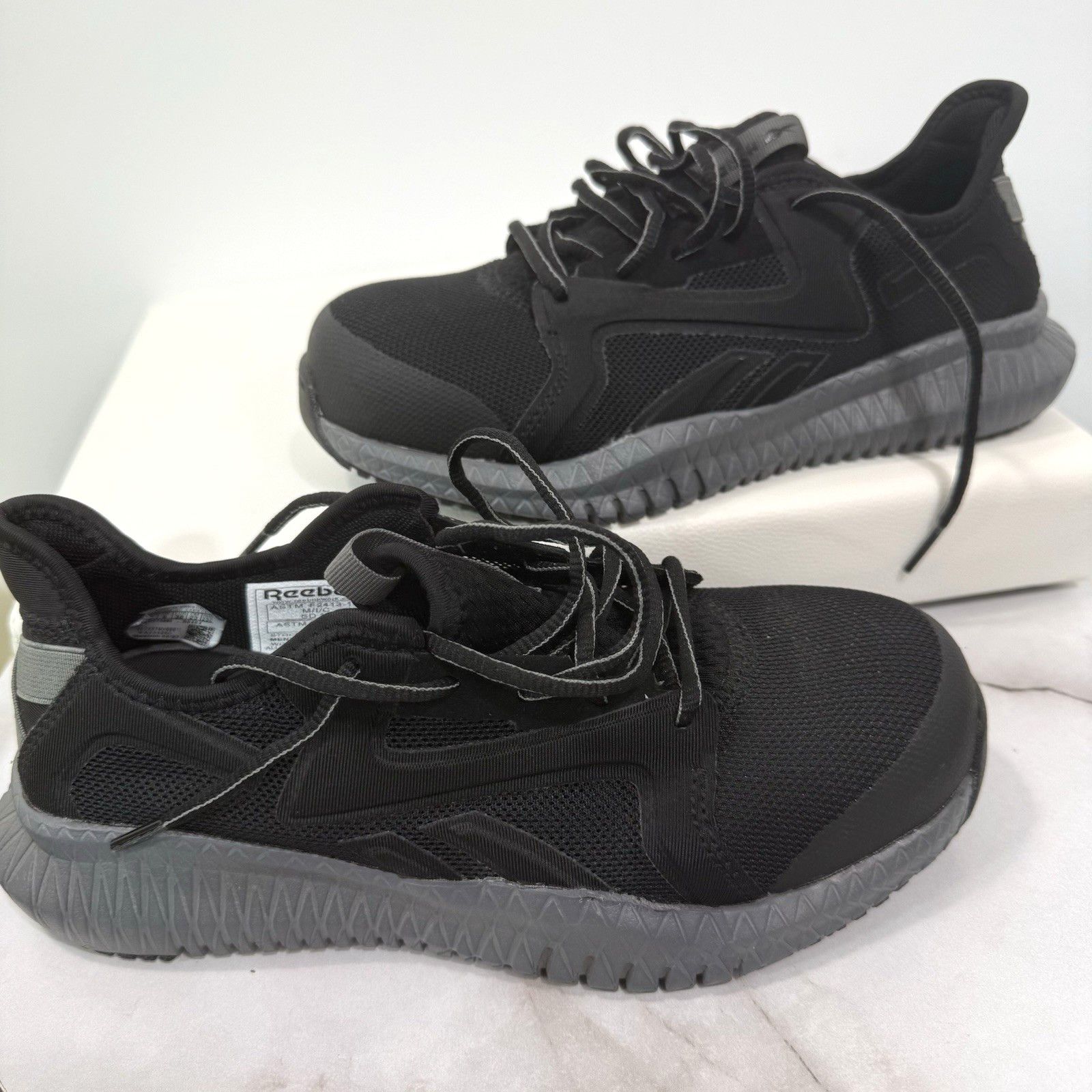 Reebok Reebok Work Comp Safety Toe Unisex Size Men’s 5W/Wo’s 7W Size US 5 / EU 37 - 1 Thumbnail