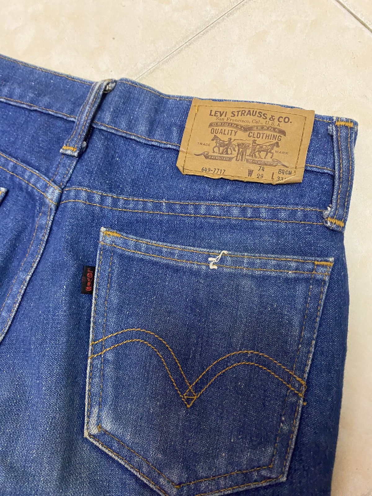 Levi's Vintage Clothing Vintage 1980s 649-7717 Levis bootcut retro style Size US 26 / EU 42 - 3 Thumbnail