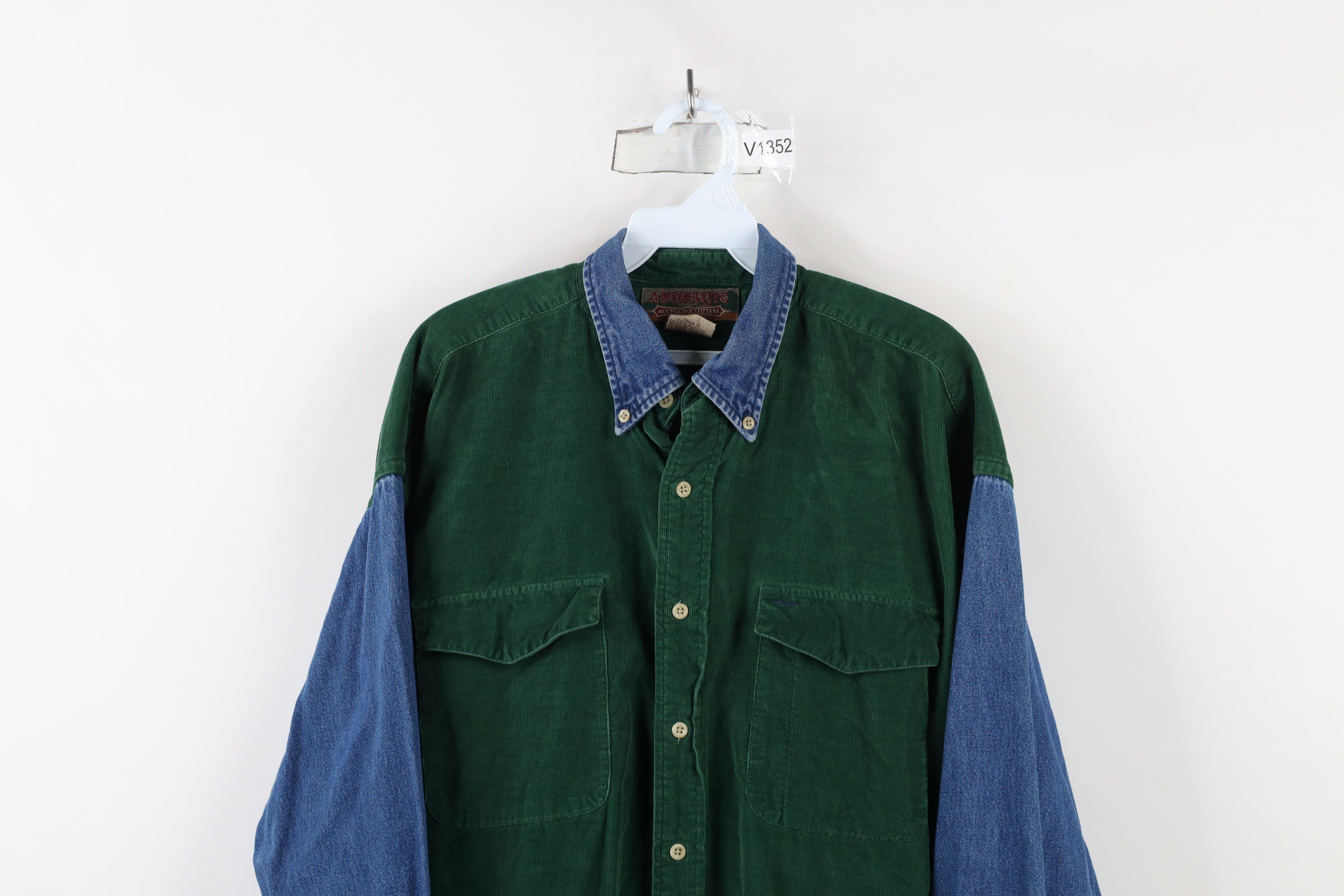 Vintage Vintage 90s Streetwear Block Denim Corduroy Button Shirt Size US L / EU 52-54 / 3 - 2 Thumbnail
