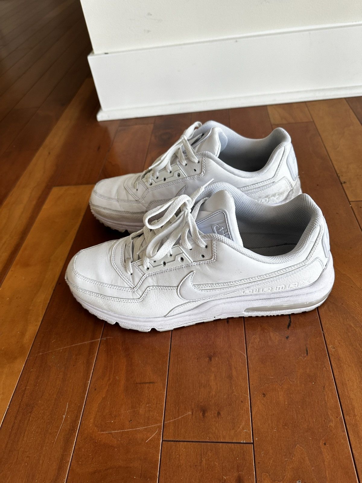 Nike Nike Men's Air Max LTD 3 Sneakers, White 12 Size US 12 / EU 45 - 1 Thumbnail