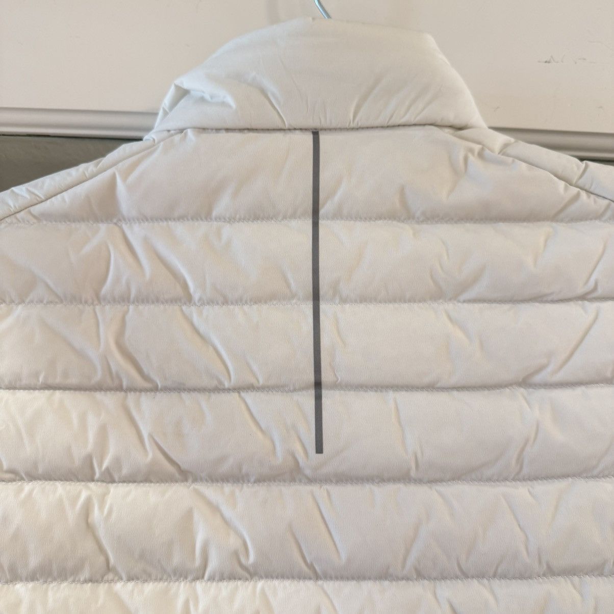 Lululemon Lululemon Men’s Down for It All Vest Vapor/White Size Small Size US S / EU 44-46 / 1 - 11 Thumbnail
