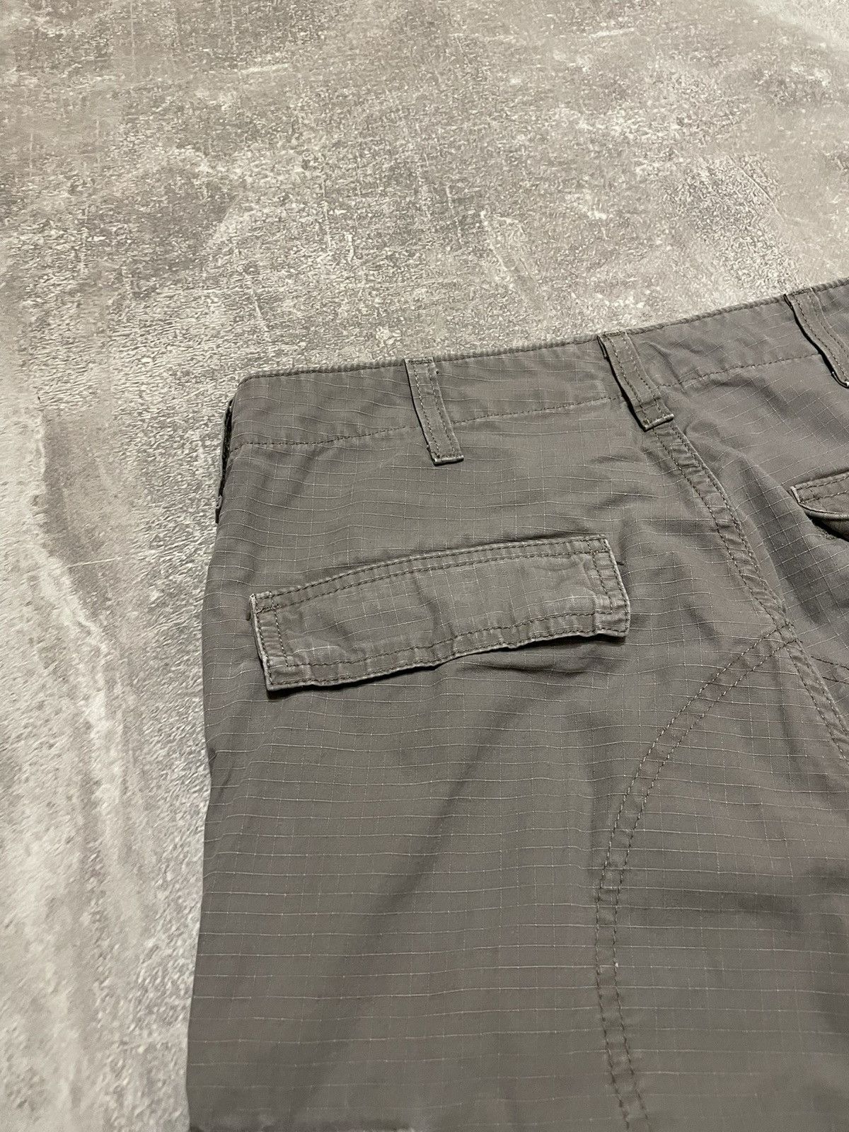 Carhartt × Carhartt Wip × Vintage Vintage Carhartt Cargo Regular Pants 29/32 Size US 29 - 19 Thumbnail