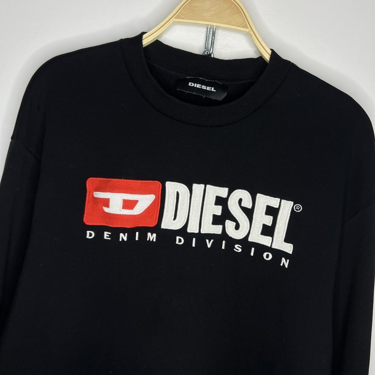 Diesel × Vintage Vintage Y2K Diesel Box Logo Sweatshirt RAREl HYPE Size US L / EU 52-54 / 3 - 5 Thumbnail