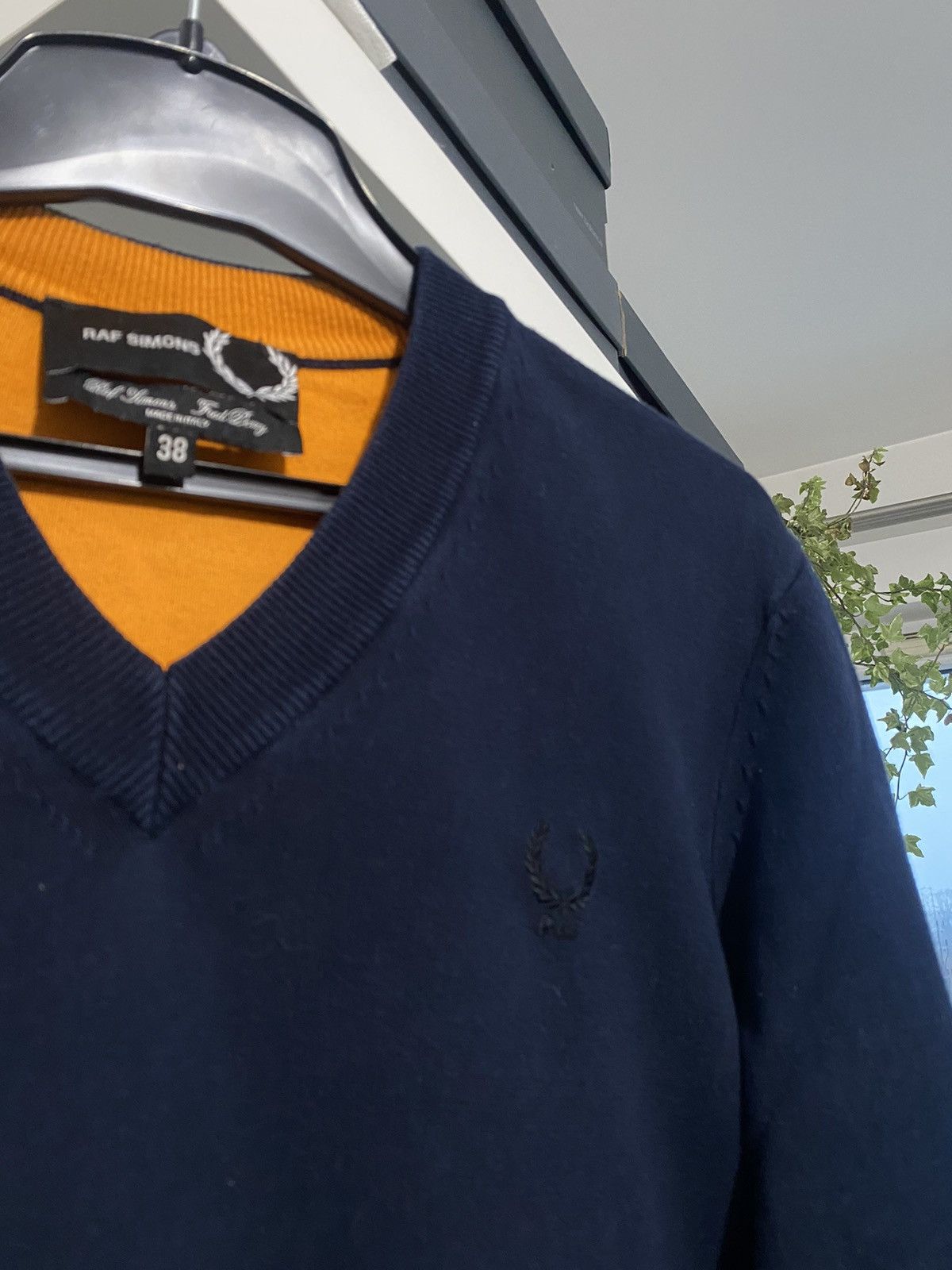 Fred Perry × Raf Simons RAF Simons x Fred Perry V-Neck Jumper 38 sweater pullover Size US M / EU 48-50 / 2 - 2 Thumbnail