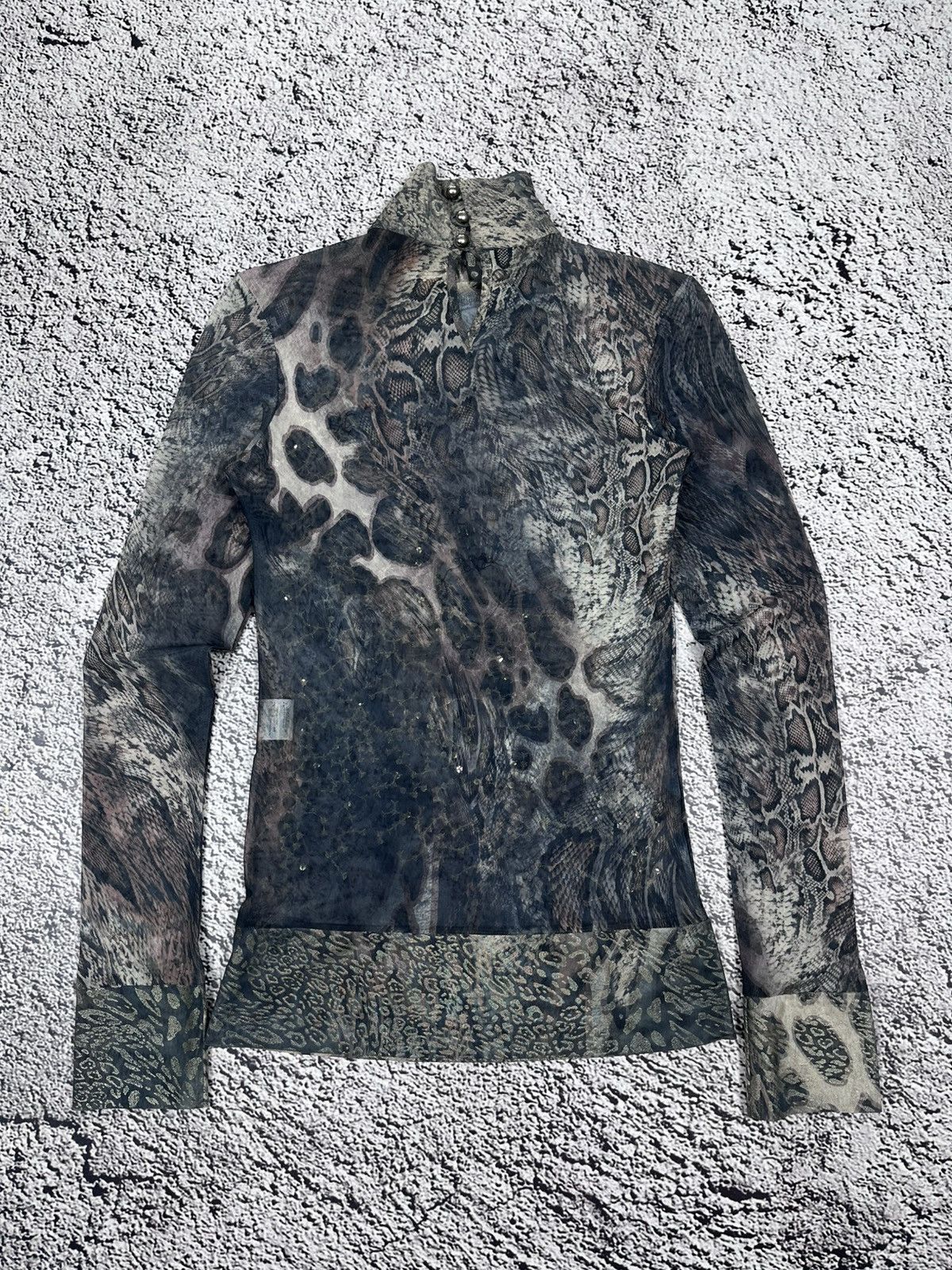 Japanese Brand Vintage Leopard Animal Pattern Turtleneck Longsleeve top Size M / US 6-8 / IT 42-44 - 1 Thumbnail