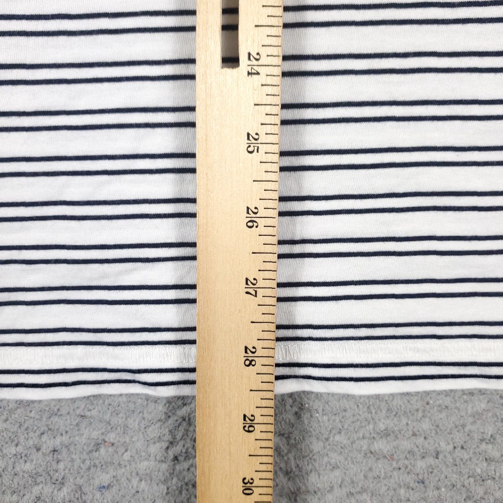 Nautica Nautica Shirt Mens XL Blue White Striped Crew Neck Short Sleeve Casual Adult T-Shirt Men’s Classic Sport American 90s Size US XL / EU 56 / 4 - 5 Thumbnail