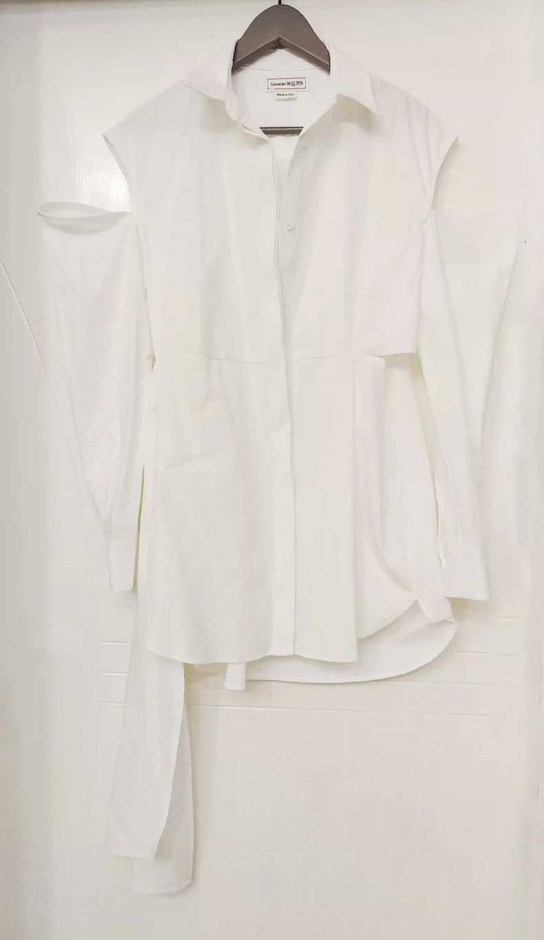 Alexander McQueen Alexander McQUEEN size 36 Ribbon hollowed out shirt dress Size M / US 6-8 / IT 42-44 - 5 Thumbnail