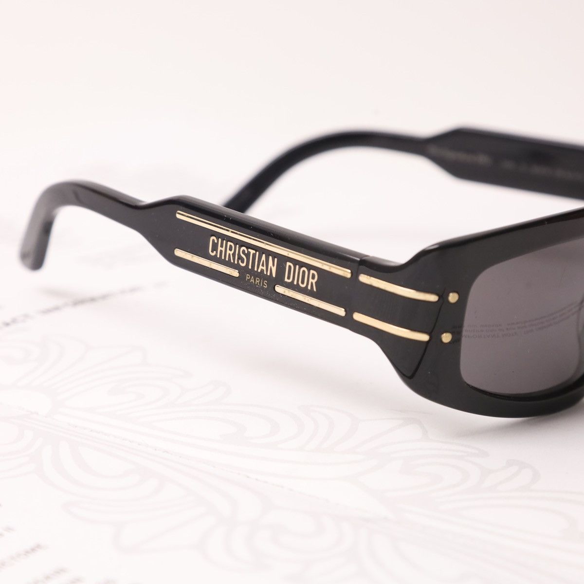 Dior DIOR DIORSIGNATURE S9U SUNGLASSES Size ONE SIZE - 3 Thumbnail