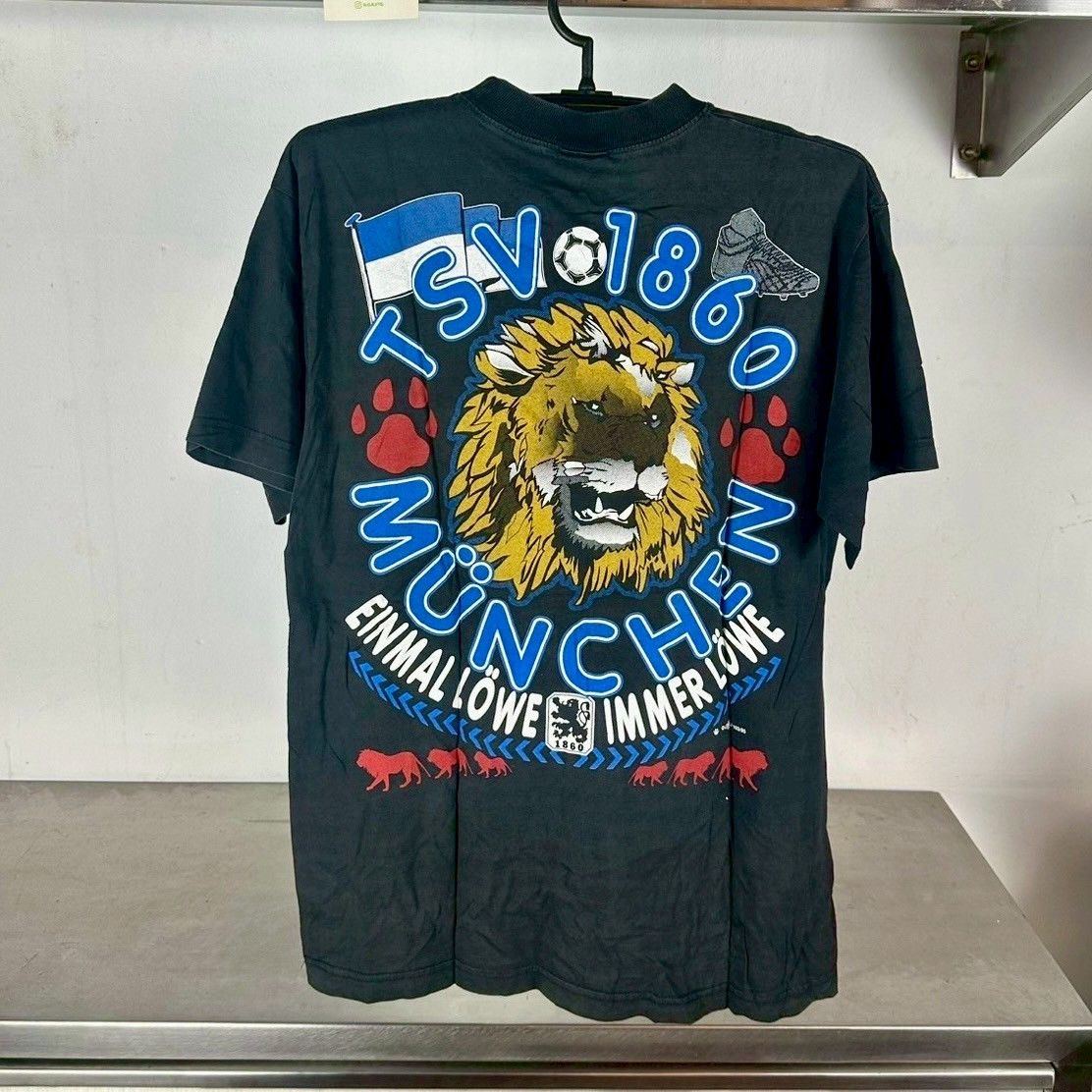 Vintage 90s TSV 1860 Munchen German Soccer Team Double Sided T-shirt Size US M / EU 48-50 / 2 - 3 Thumbnail