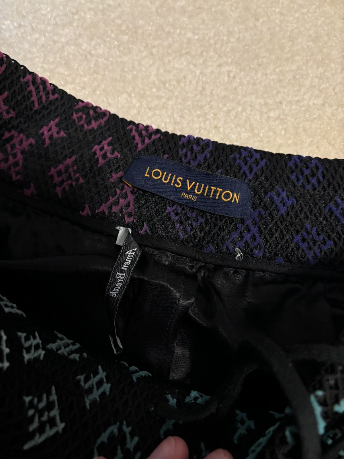Louis Vuitton Louis Vuitton LV Monogram Multicolor Mesh Rainbow Shorts Size US 42 / EU 58 - 5 Thumbnail