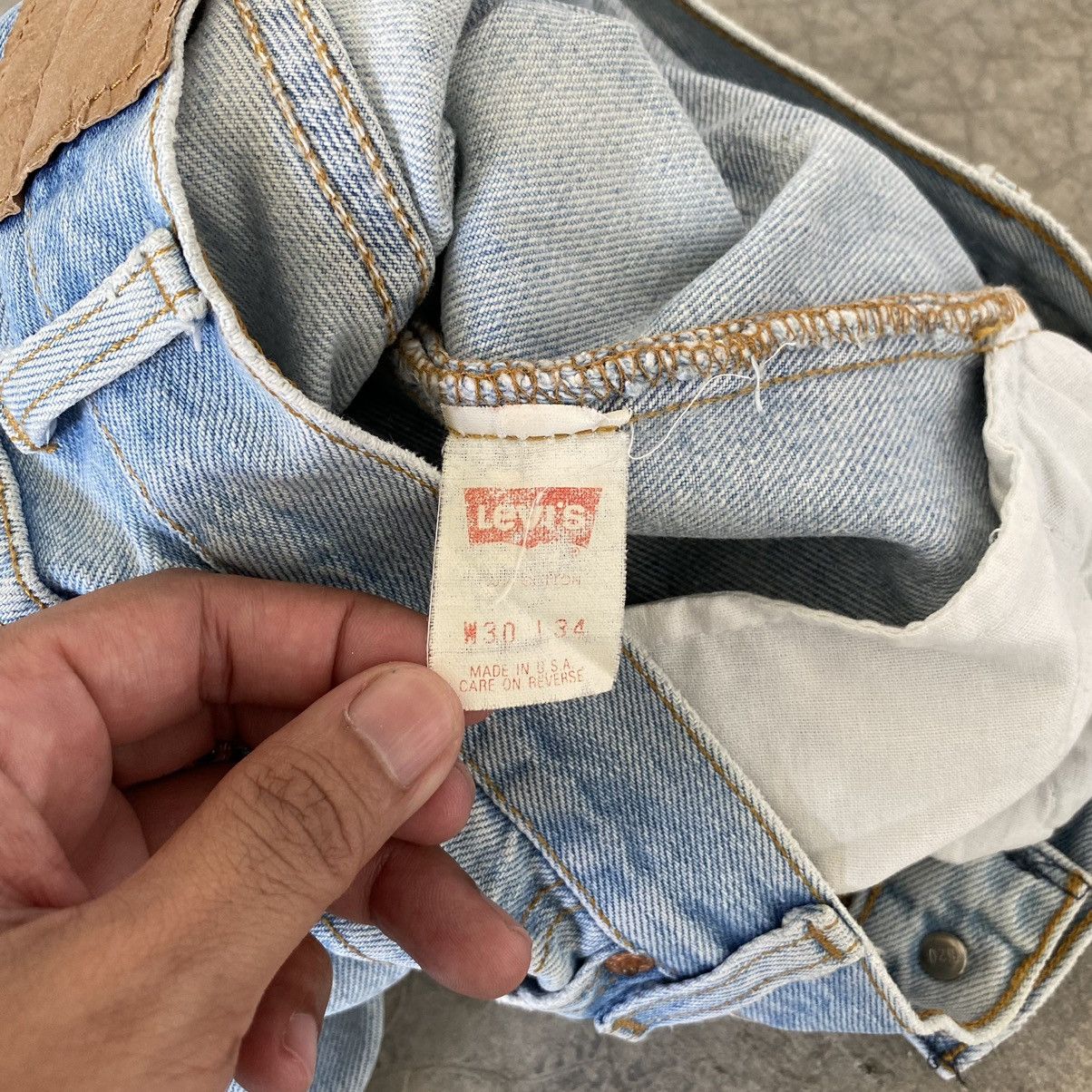 Levi's Vintage Late 80’s Levis 501 Faded Blue Jeans Size US 29 - 21 Thumbnail