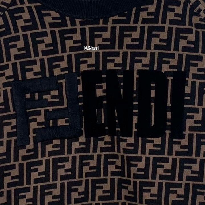 Fendi Fendi Logo All-Over Print Cotton Sweatshirt Size US S / EU 44-46 / 1 - 4 Thumbnail