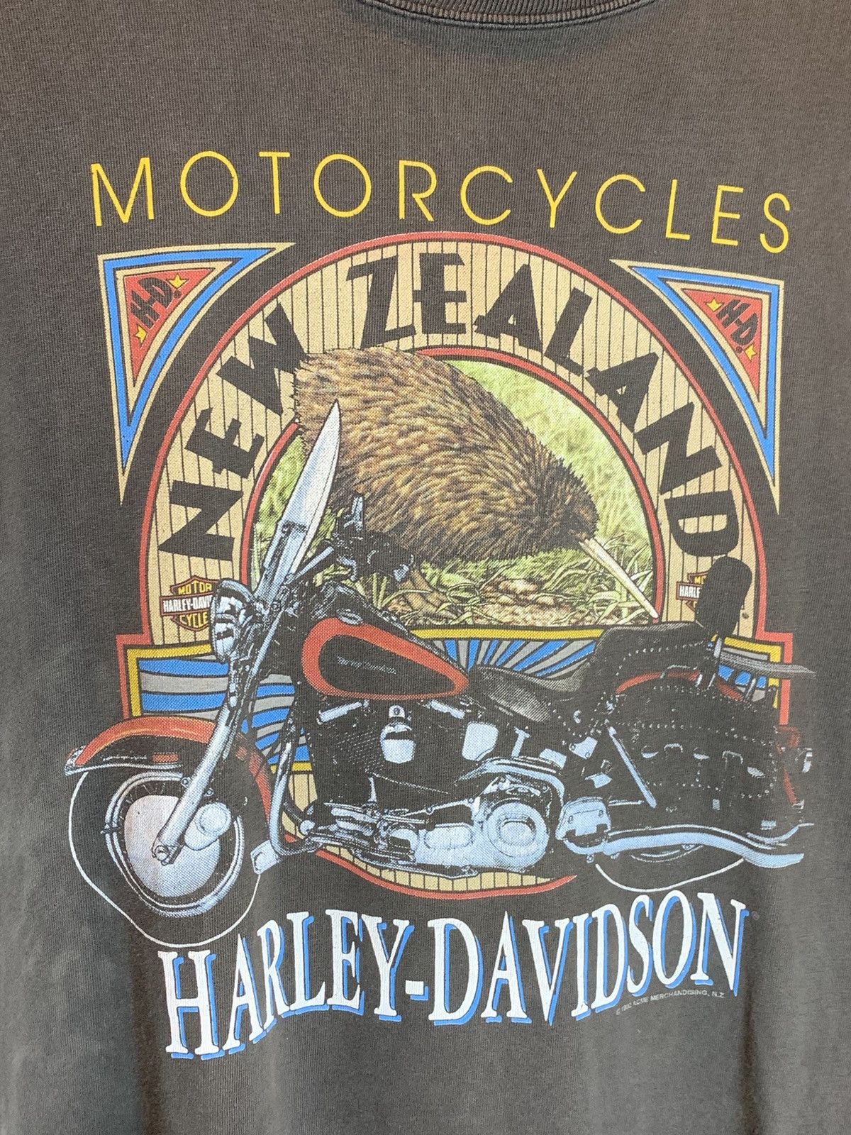 Harley Davidson *RARE* Vintage 90’s Harley Davidson New Zealand Kiwi T-Shirt Size US L / EU 52-54 / 3 - 5 Thumbnail