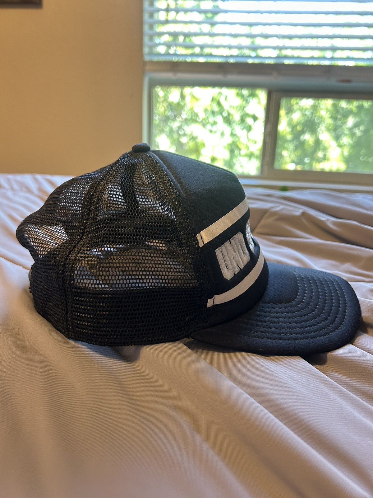 Undefeated Undftd Sports Trucker Cap Black/White Size ONE SIZE - 2 Thumbnail