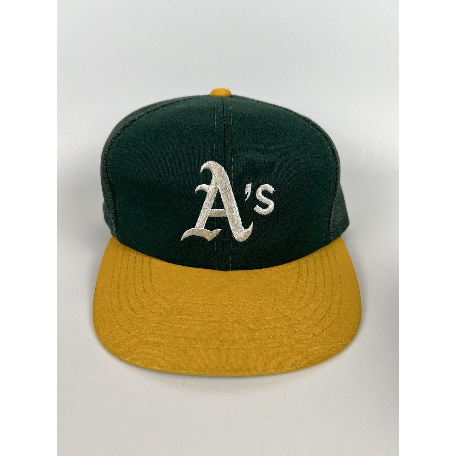 Sports Specialties Vintage Oakland Athletics Sports Specialties Trucker Snapbac Size ONE SIZE - 2 Thumbnail