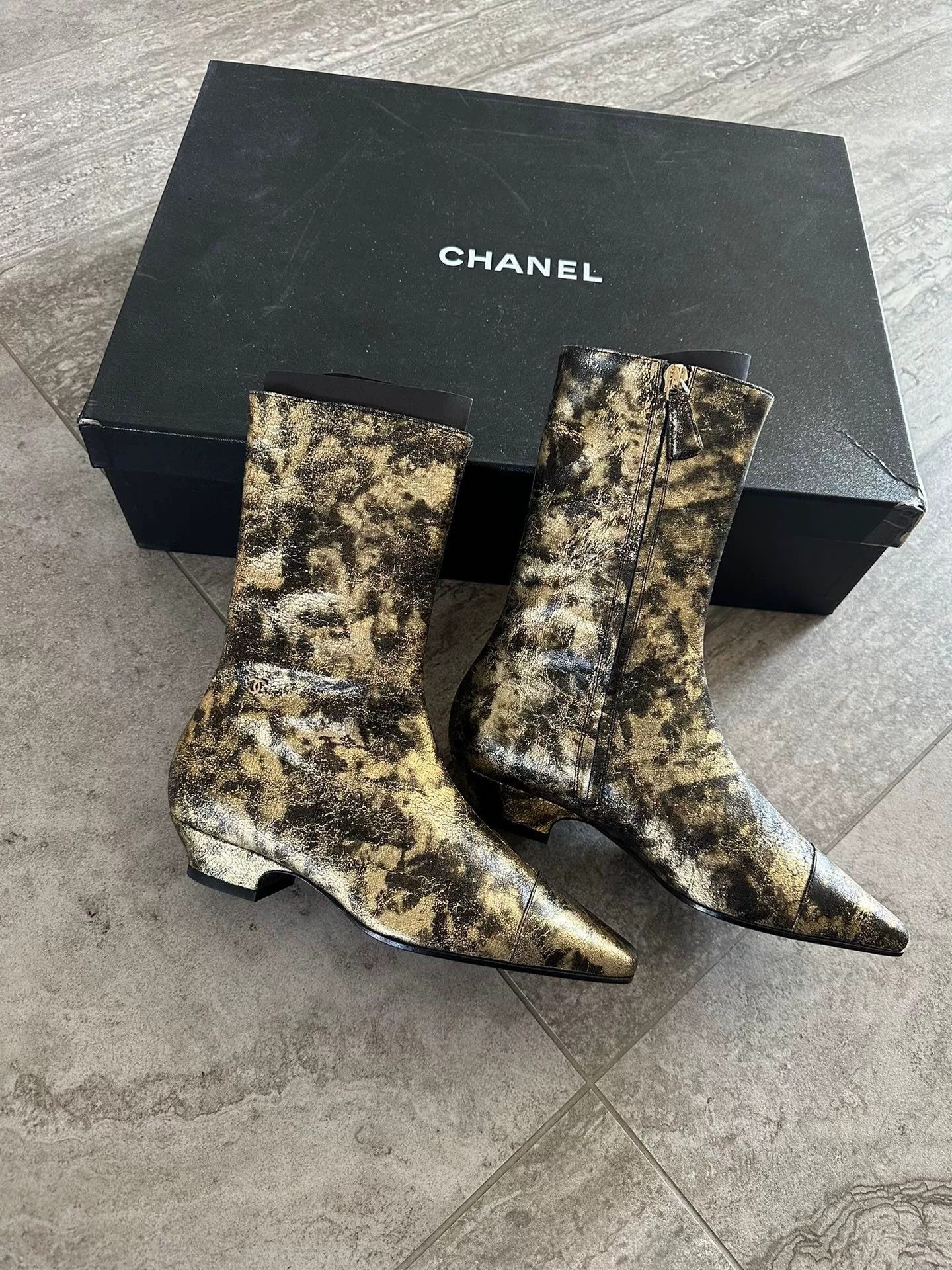 Chanel Chanel Gold Black Marbled Pointed Toe Boots Size US 4 / IT 34 - 1 Thumbnail