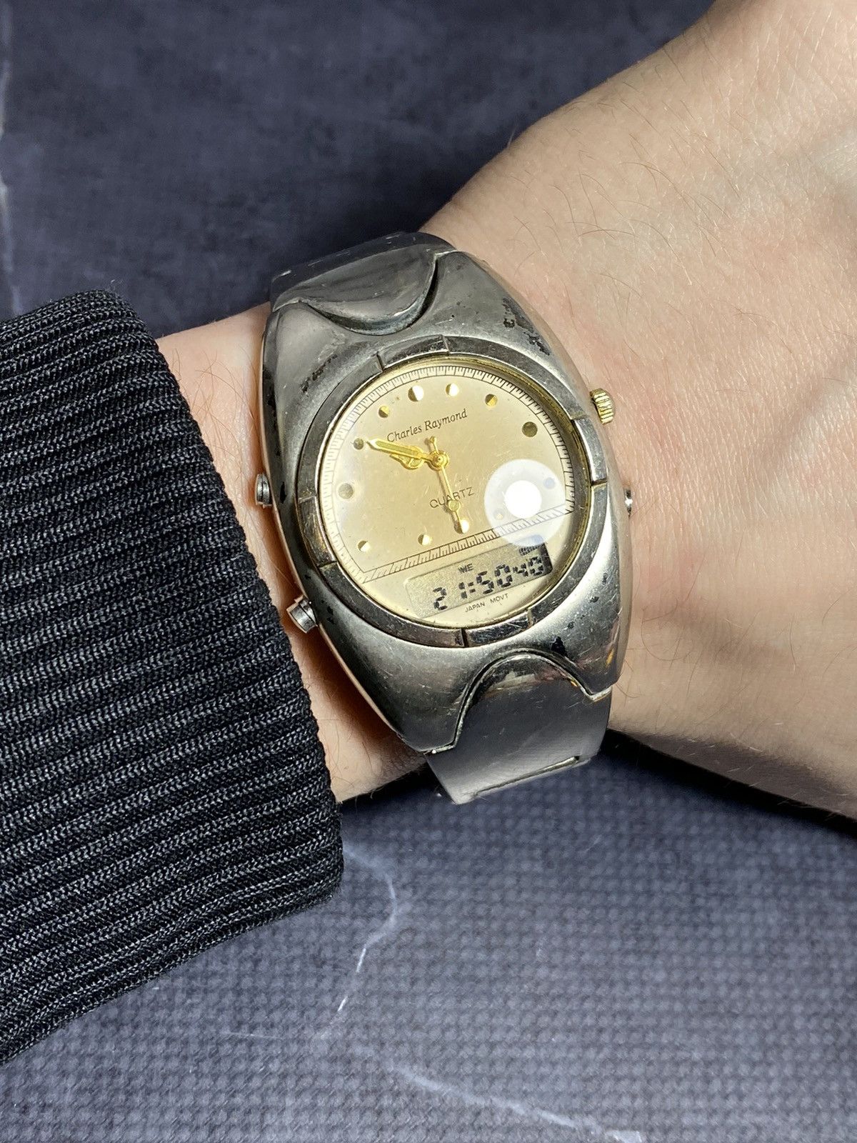 Vintage Charles Raymond Analog-Digital Watch | Japanese Movement Size ONE SIZE - 3 Thumbnail