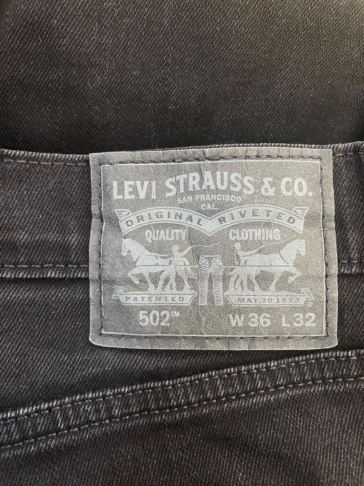 Levi's Vintage Levi’s Black Wash Style Straight Cut Jeans Size US 34 / EU 50 - 10 Thumbnail