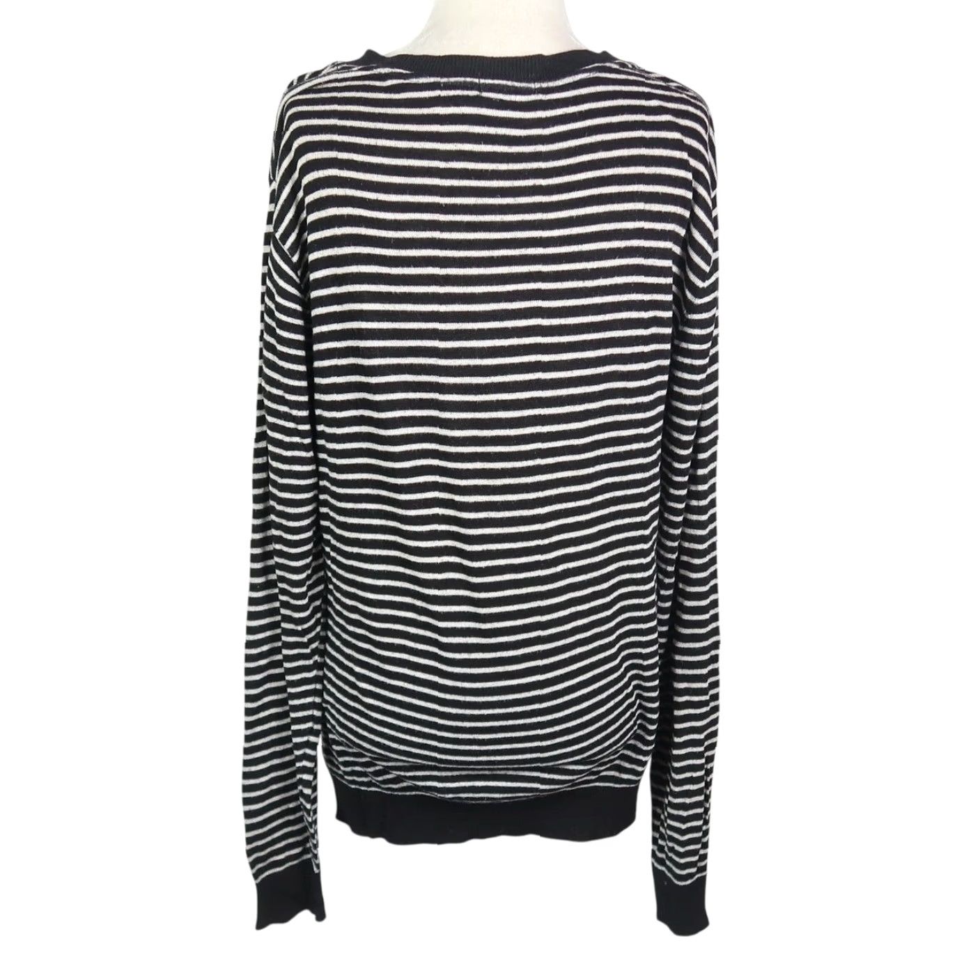 American Apparel VINTAGE American Apparel Black and Cream Stripe Lightweight Sweater Mens L Size US L / EU 52-54 / 3 - 4 Thumbnail