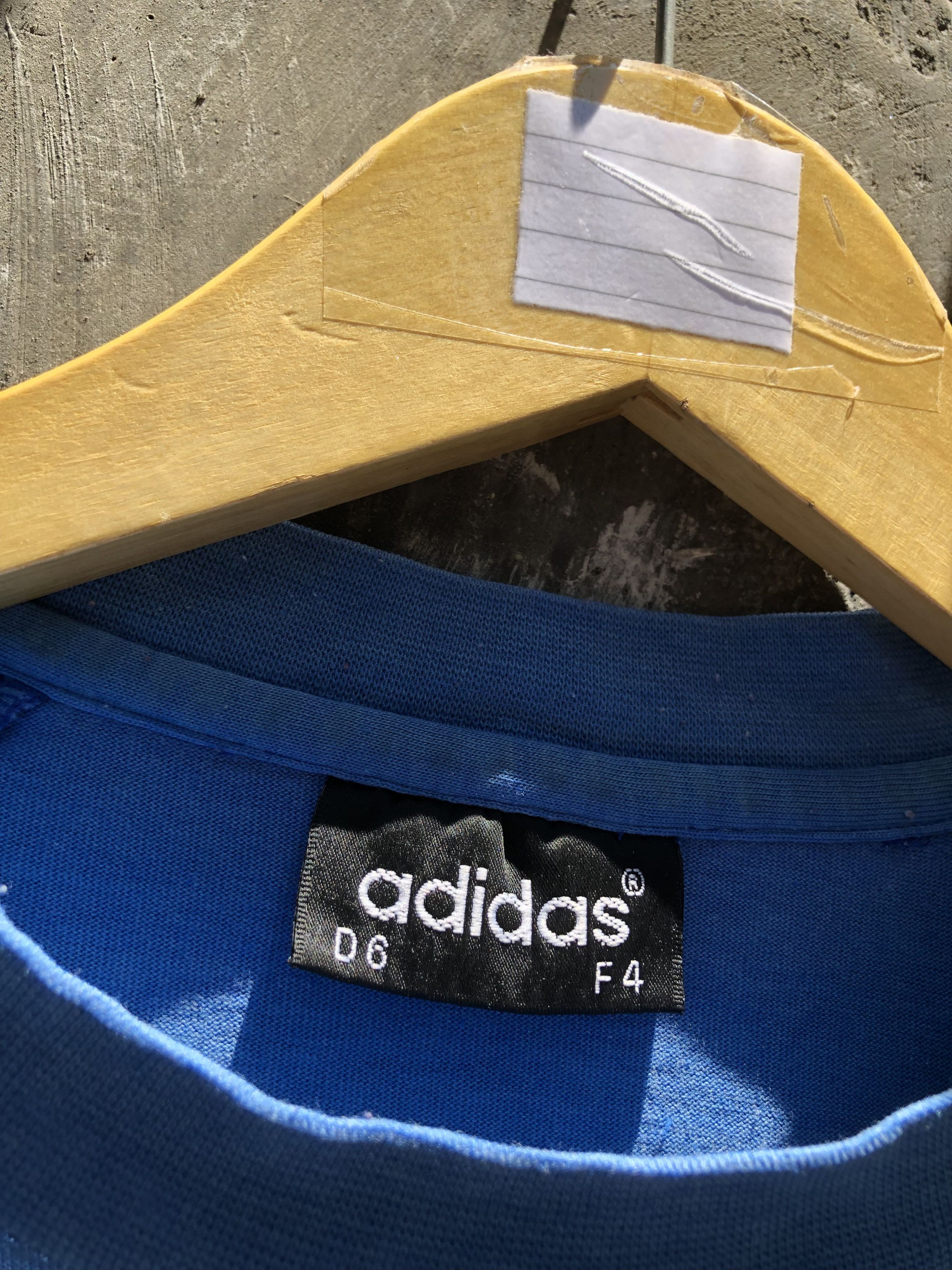 Adidas VINTAGE ADIDAS T-SHIRT Size US M / EU 48-50 / 2 - 3 Thumbnail