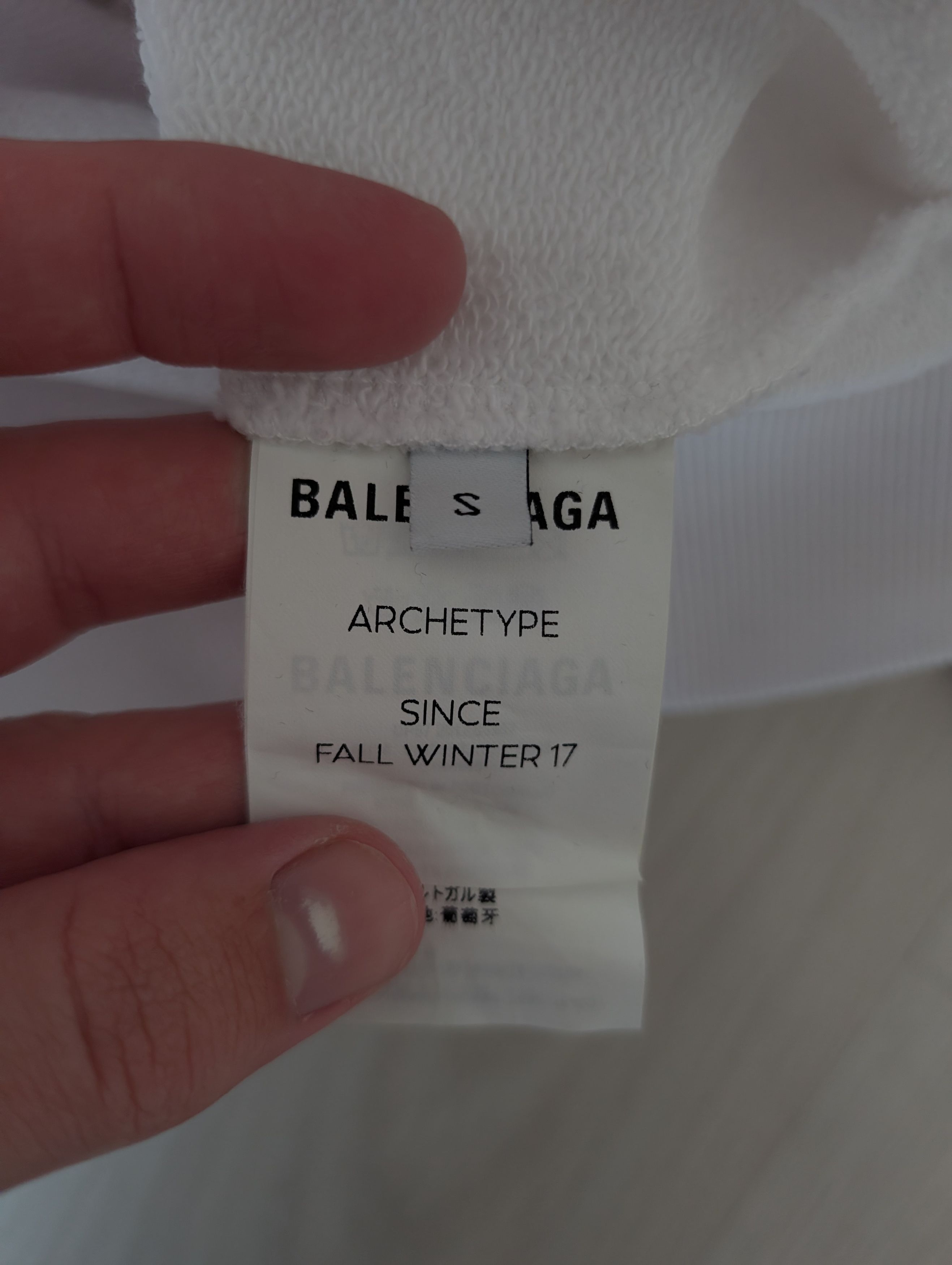 Balenciaga balenciaga back logo Size US S / EU 44-46 / 1 - 4 Thumbnail