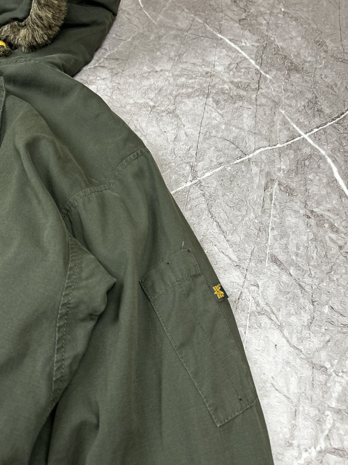 Alpha Industries Alpha Industries N-3B Parka Olive military with fur trim Size US L / EU 52-54 / 3 - 8 Thumbnail