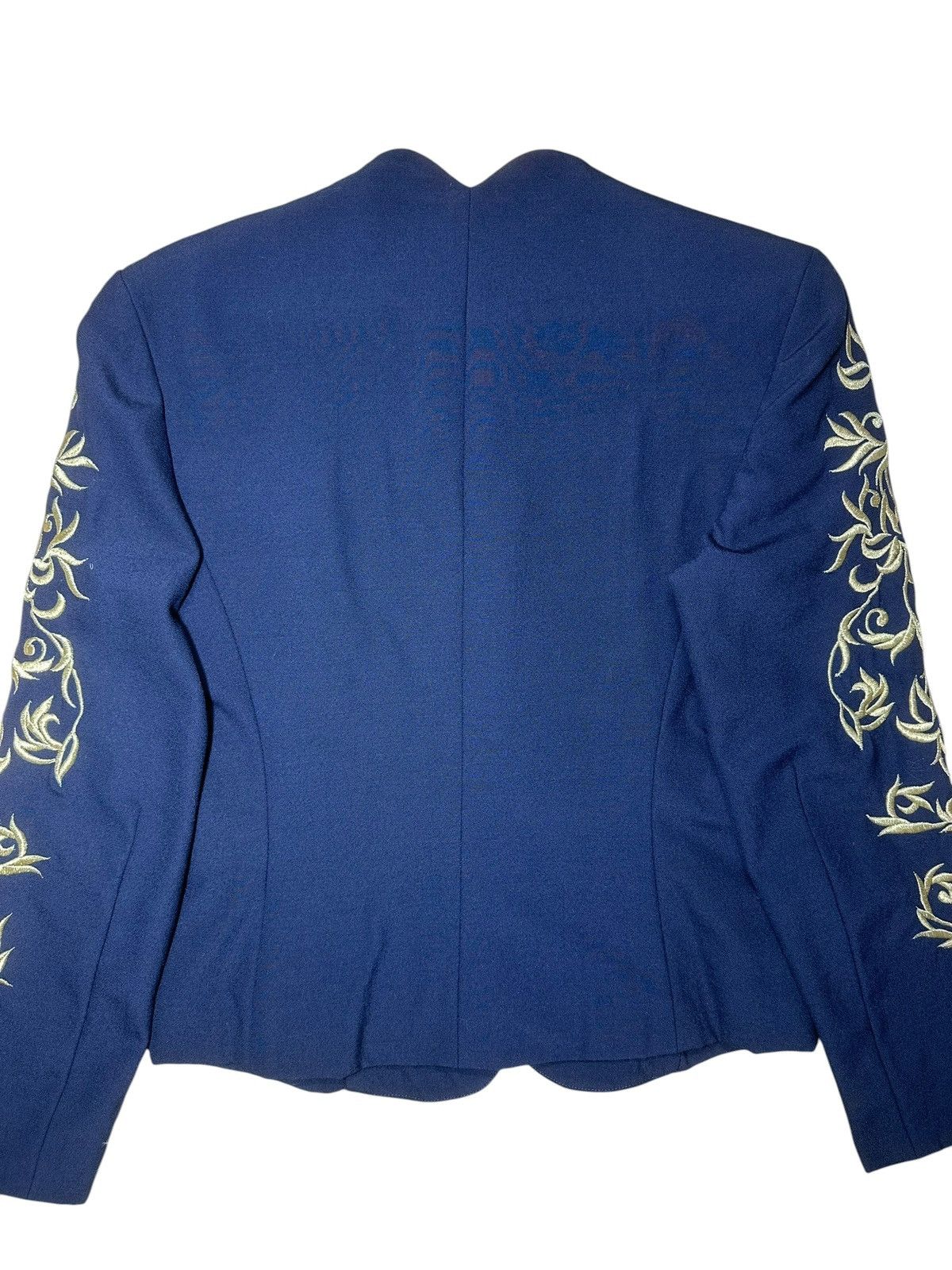 Japanese Brand St.Sophia blazer gold-toned floral embroidery on the sleeves Size S / US 4 / IT 40 - 5 Thumbnail