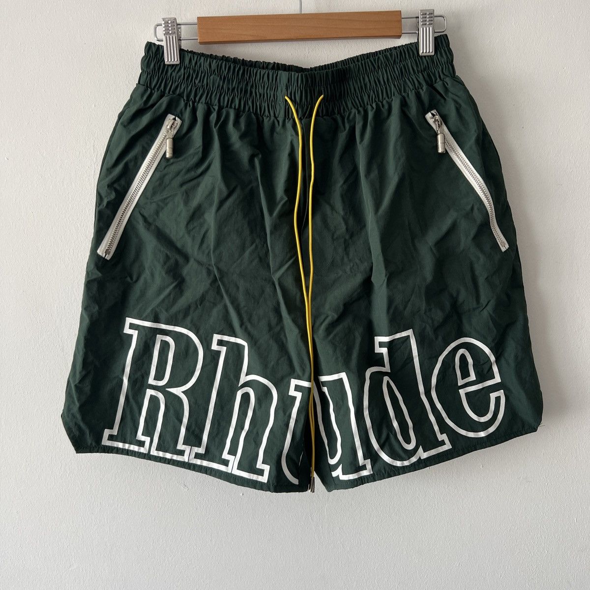 Rhude 🔥🔥 Rhude Drawstring Logo Shorts Size US 34 / EU 50 - 1 Thumbnail
