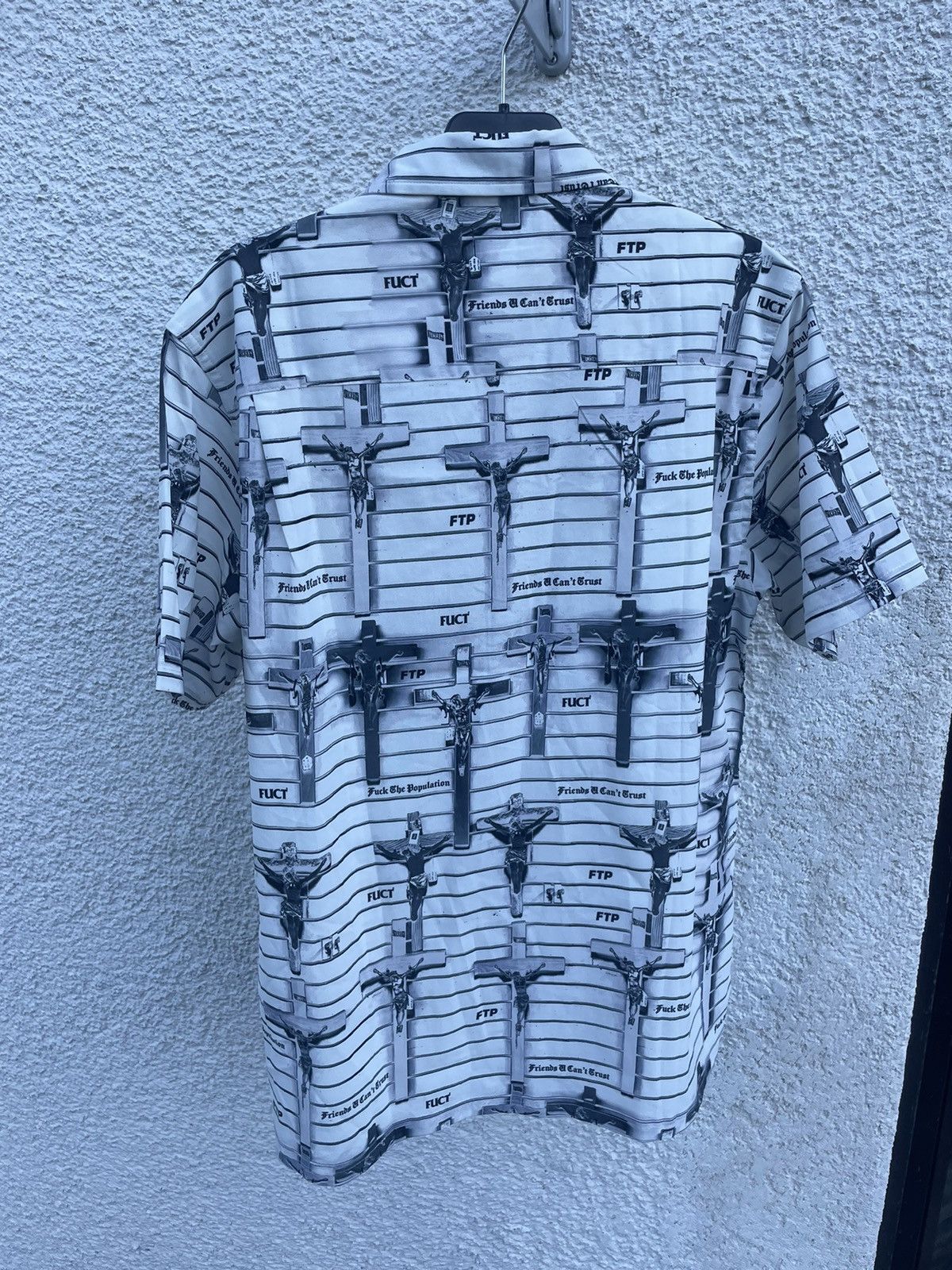 Fuck The Population FTP x Fuct Button up Size US L / EU 52-54 / 3 - 4 Thumbnail
