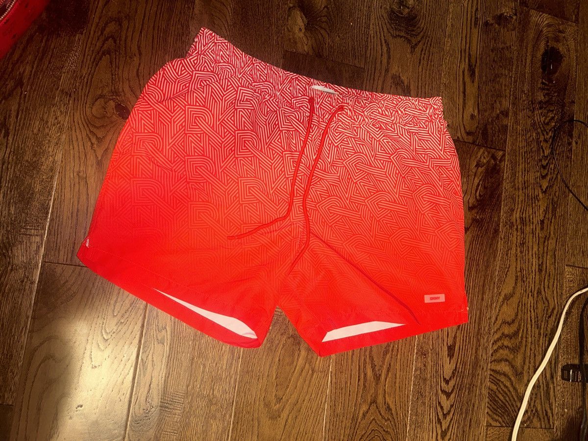 DKNY DKNY shorts / swimsuit Size US 41 - 1 Thumbnail