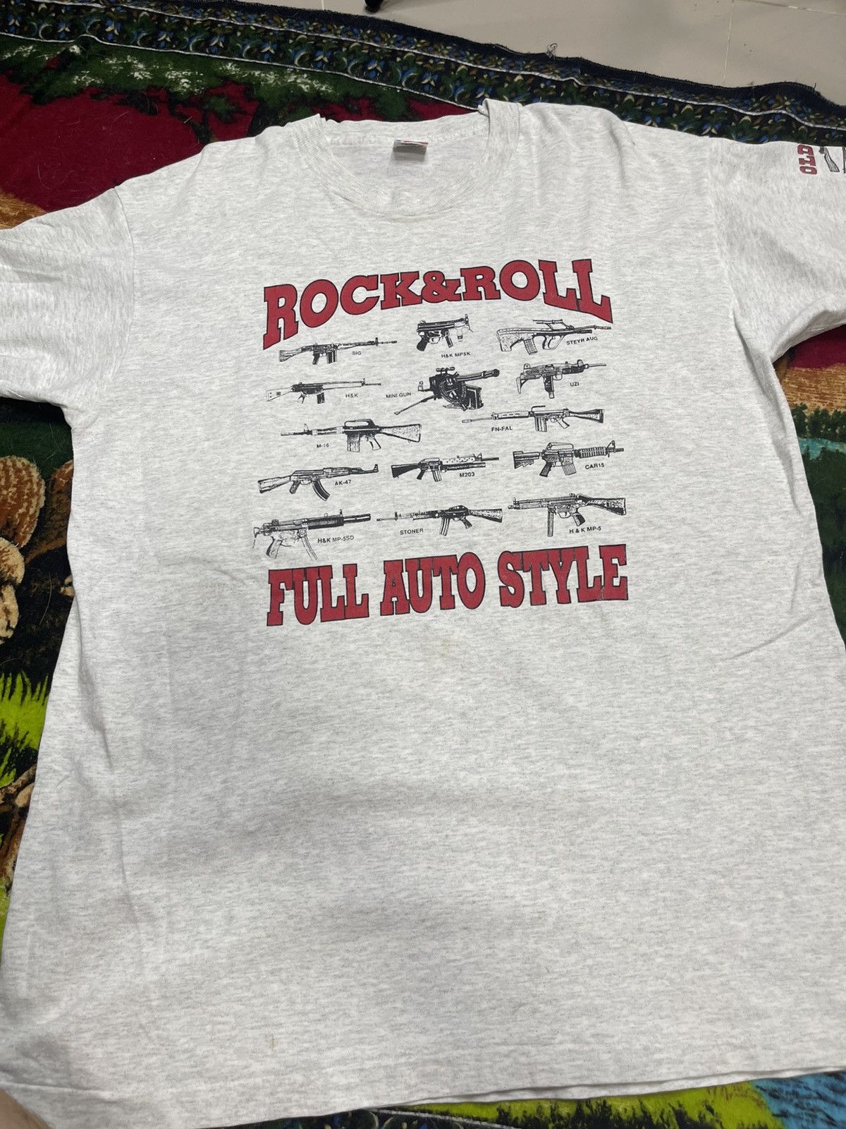 Vintage Vintage 90s Rock & Roll Full Auto Style Machine Gun Tee XL Size US XL / EU 56 / 4 - 4 Thumbnail