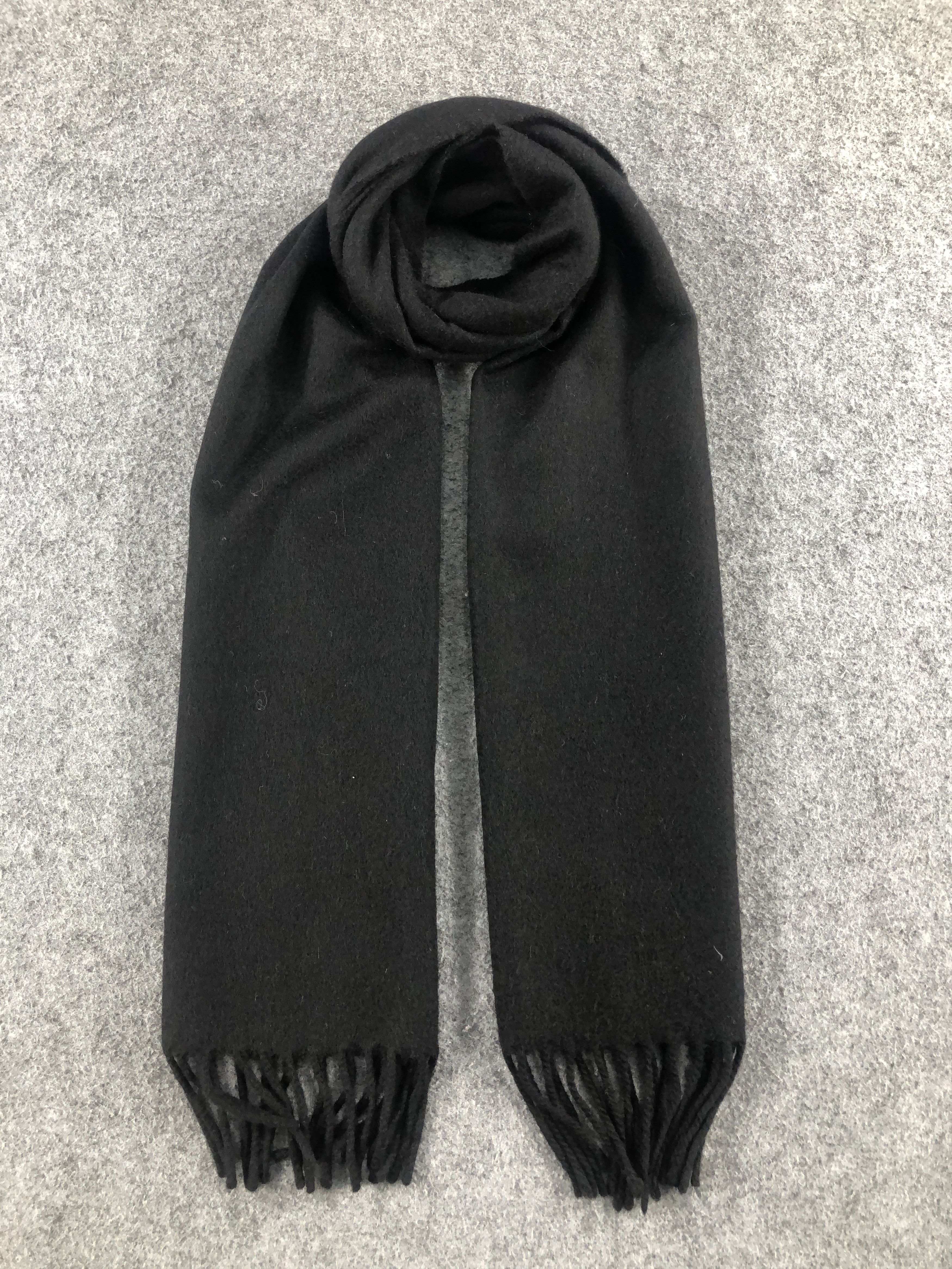 Begg x Co Begg Of Ayr Scarf / Muffler / Neckwear Size ONE SIZE - 1 Thumbnail