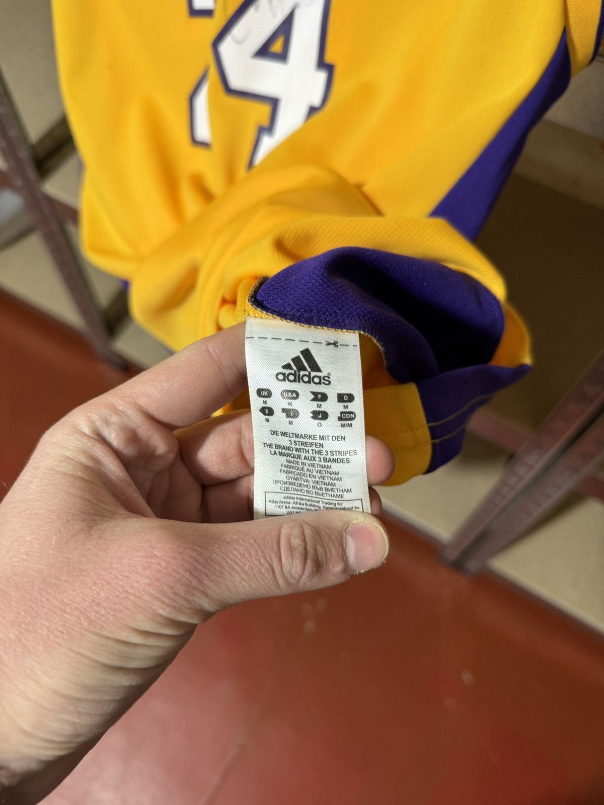 Mitchell & Ness × NBA × Vintage Vintage Adidas NBA Lakers Bryant 2013 Autographed Jersey Size US M / EU 48-50 / 2 - 7 Thumbnail