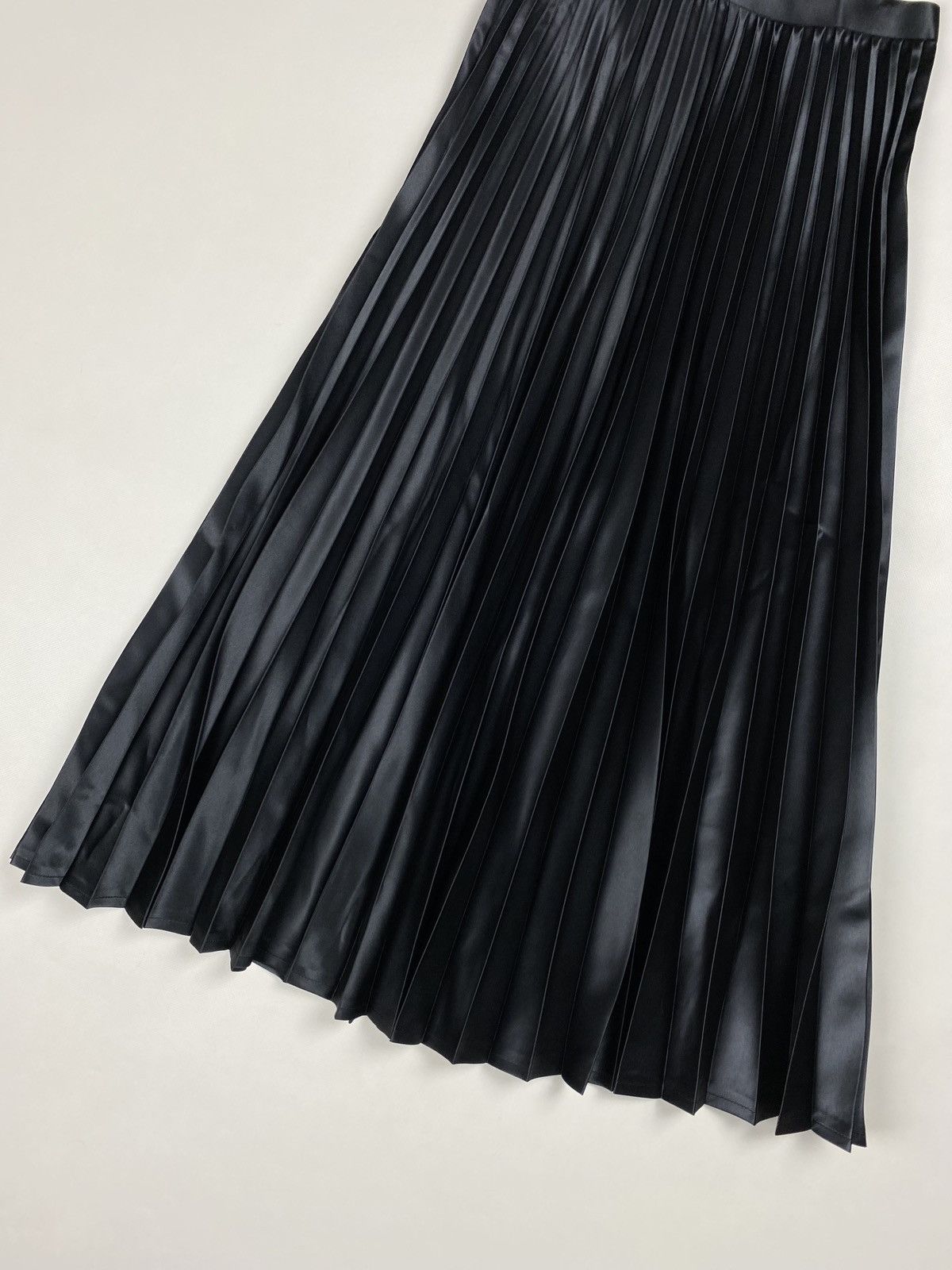 Comme des Garcons BNWT! Junya Watanabe Comme Des Garçons Ladies Pleated Skirt Size 25" / US 0 / IT 36 - 17 Thumbnail
