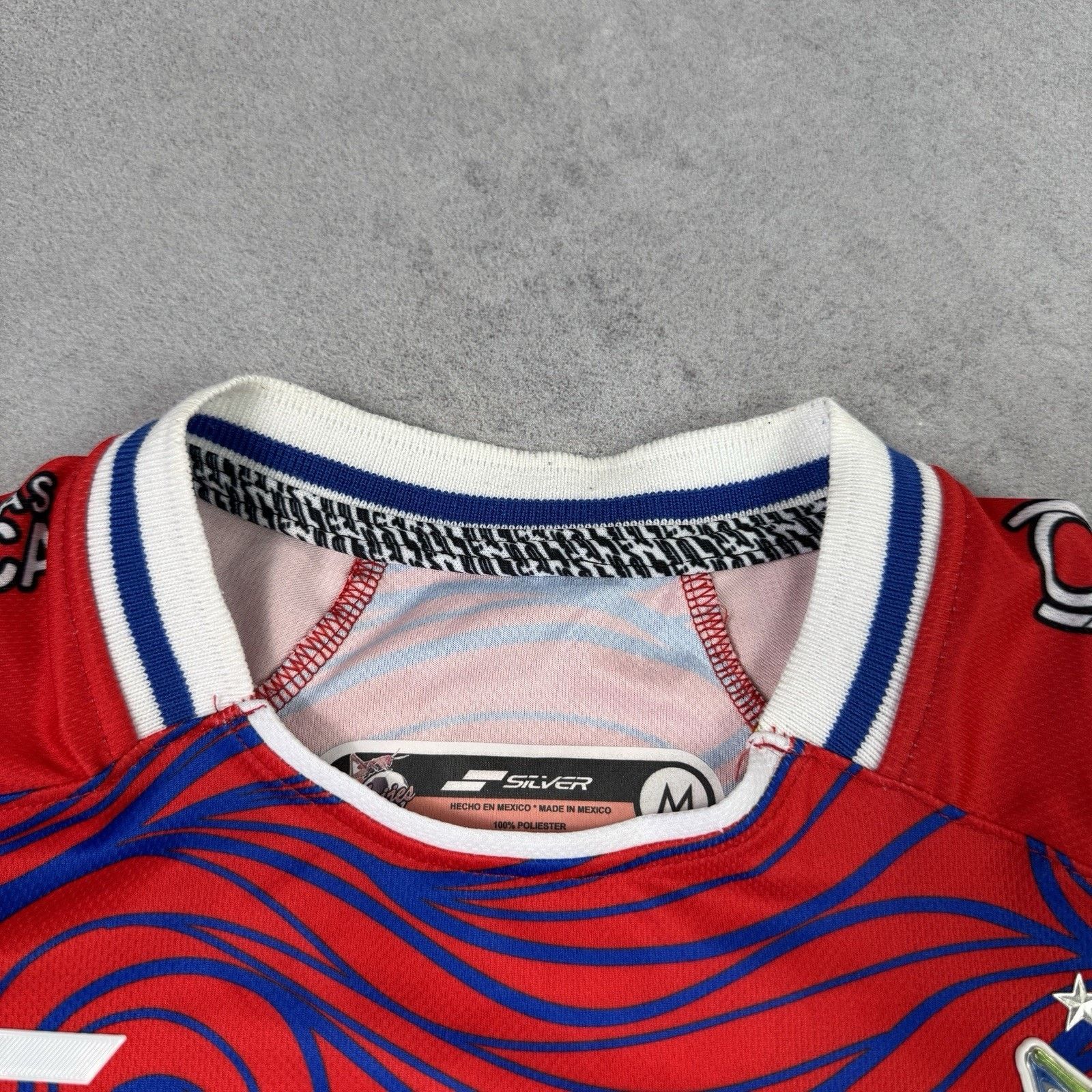 Vintage ALEBRIJES DE OAXACA 2021/2022 THIRD 3rd SHIRT JERSEY MEXICO Size US M / EU 48-50 / 2 - 4 Thumbnail