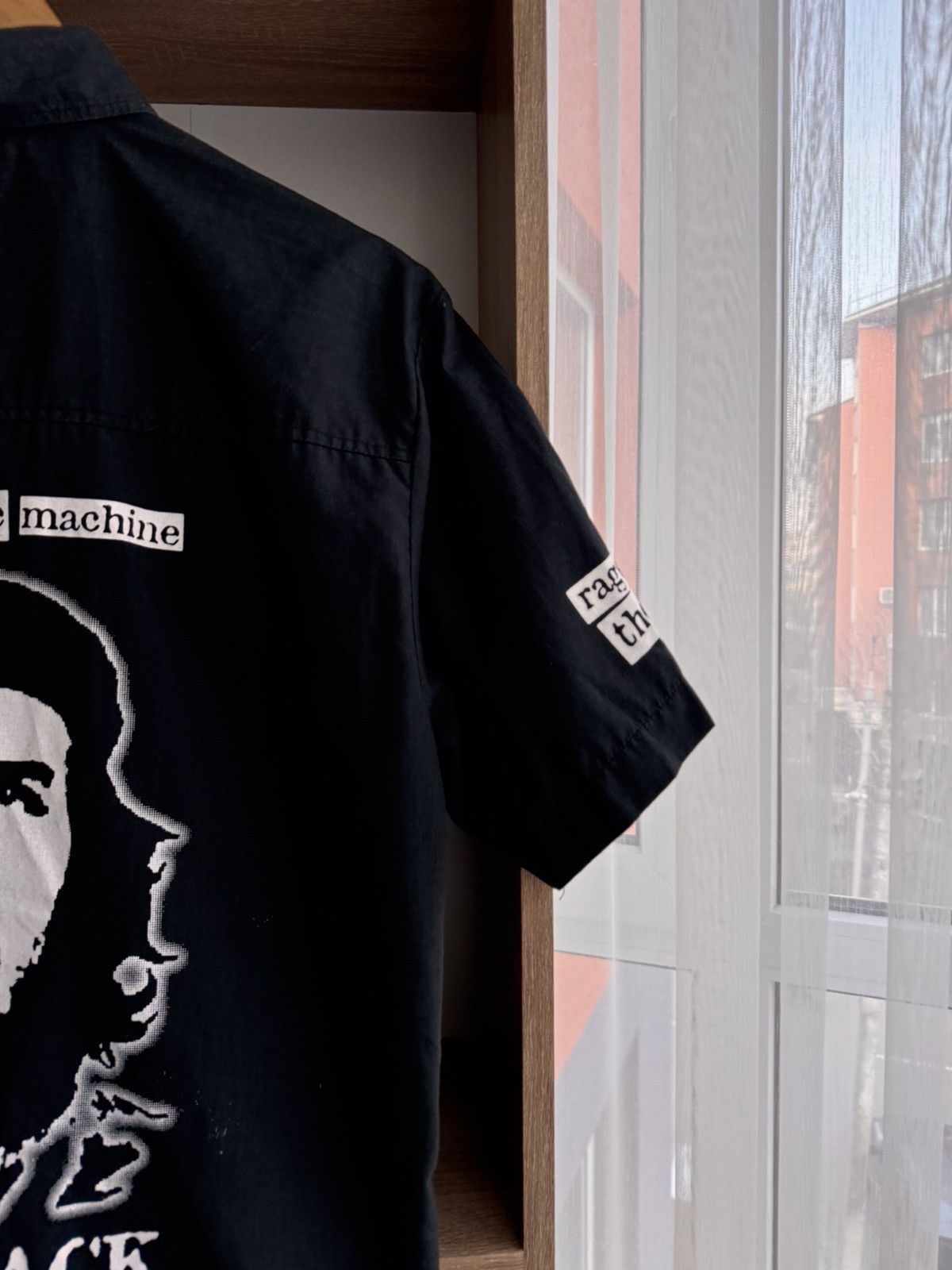 Rage Against The Machine × Vintage Vintage Rage Against the Machine Bombtrack Che Guevara Shirt Size US S / EU 44-46 / 1 - 4 Thumbnail