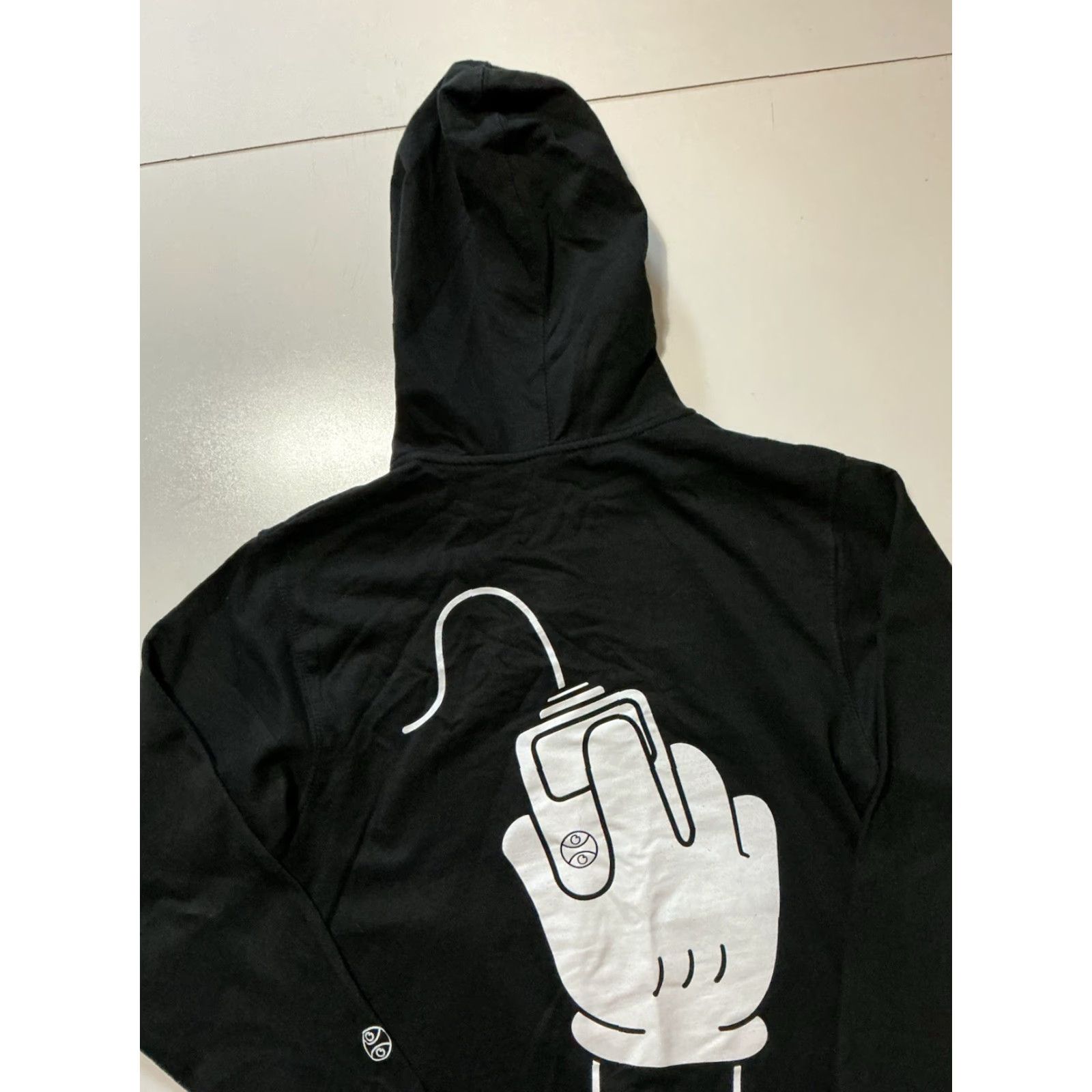 Vintage G Jones IllusoryOS Tour Official Merch Hoodie Black S Zip Mens DJ Bass Electronic EDM Full Zip Size US S / EU 44-46 / 1 - 7 Thumbnail
