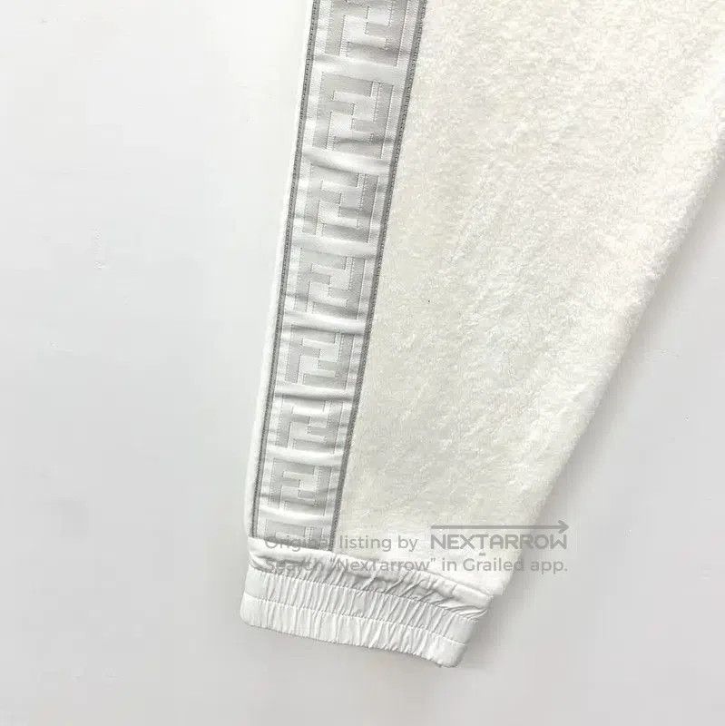 Fendi Fendi White Cotton Casual Pants for Women . Size 23" - 5 Thumbnail